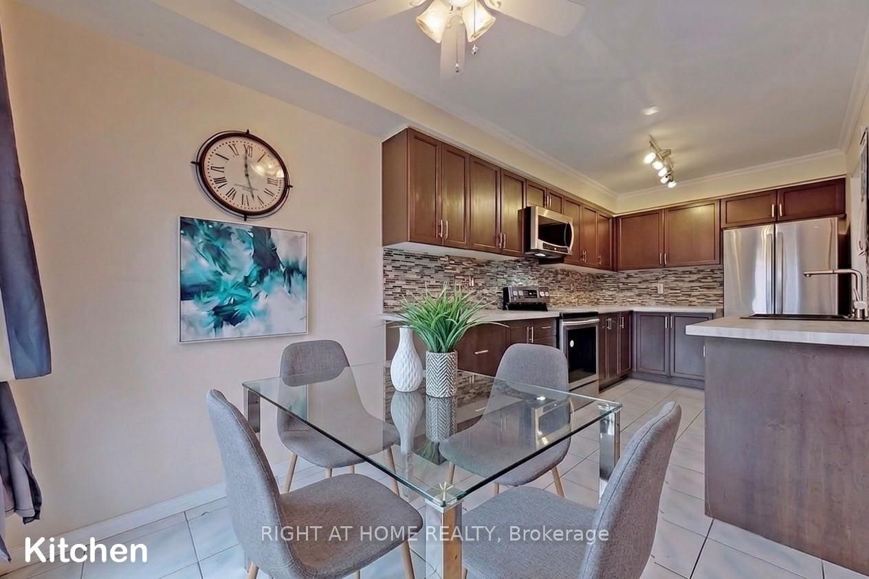 2665 Thomas Street 34 Property Photo 10