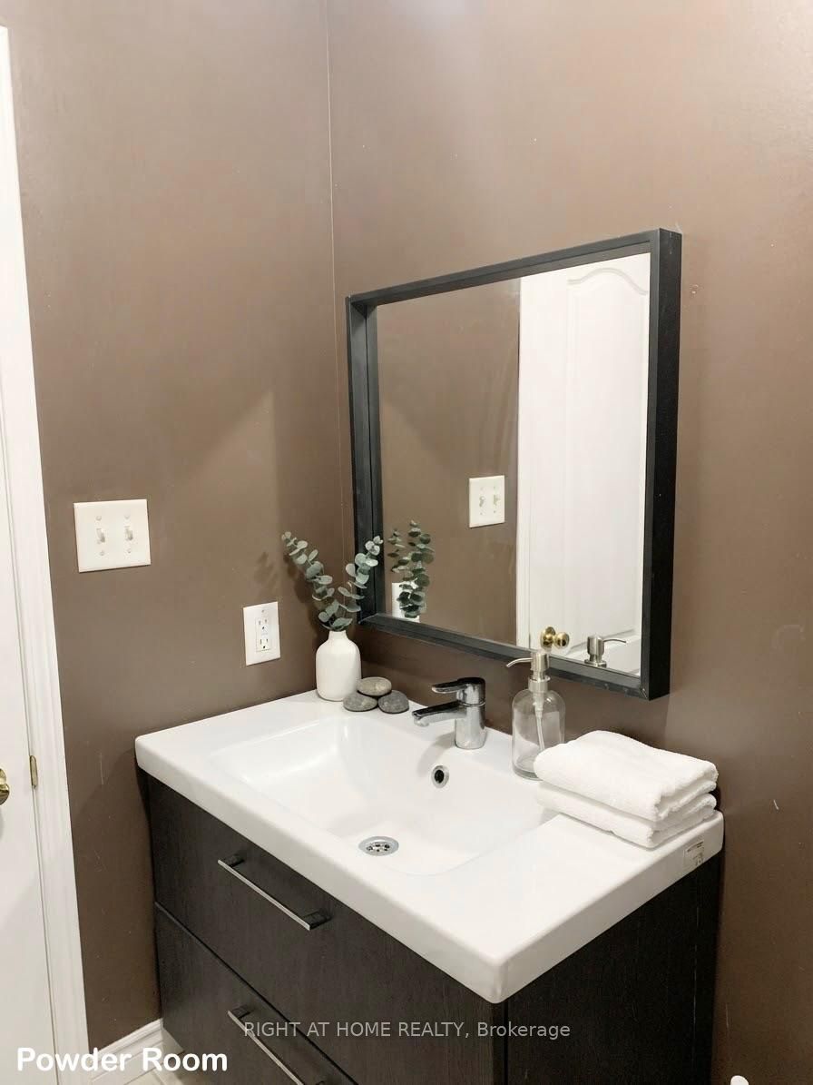2665 Thomas Street 34 Property Photo 11