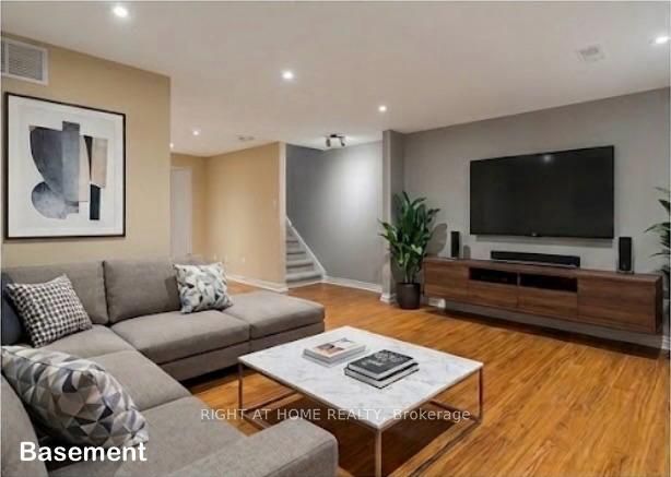 2665 Thomas Street 34 Property Photo 22