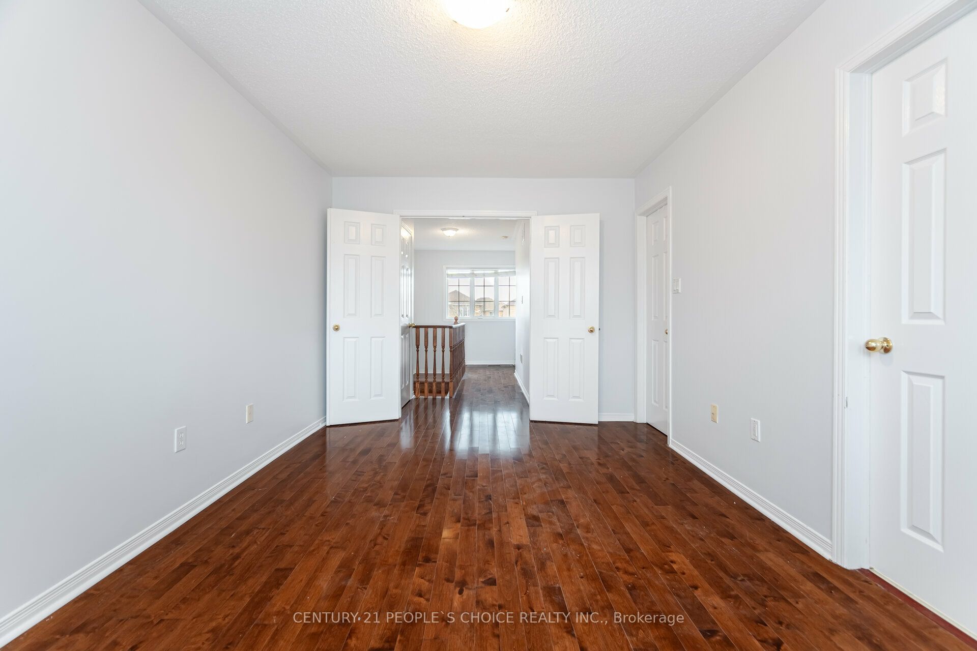2340 Newcastle Crescent Property Photo 20
