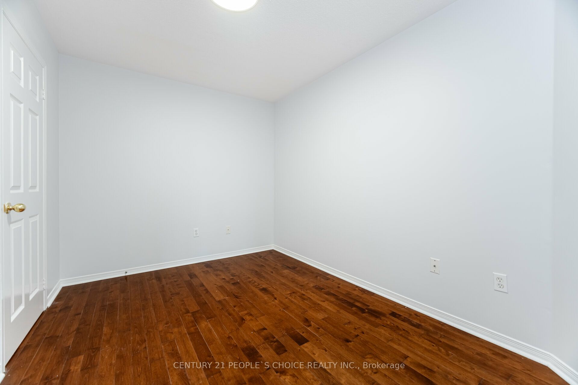 2340 Newcastle Crescent Property Photo 26
