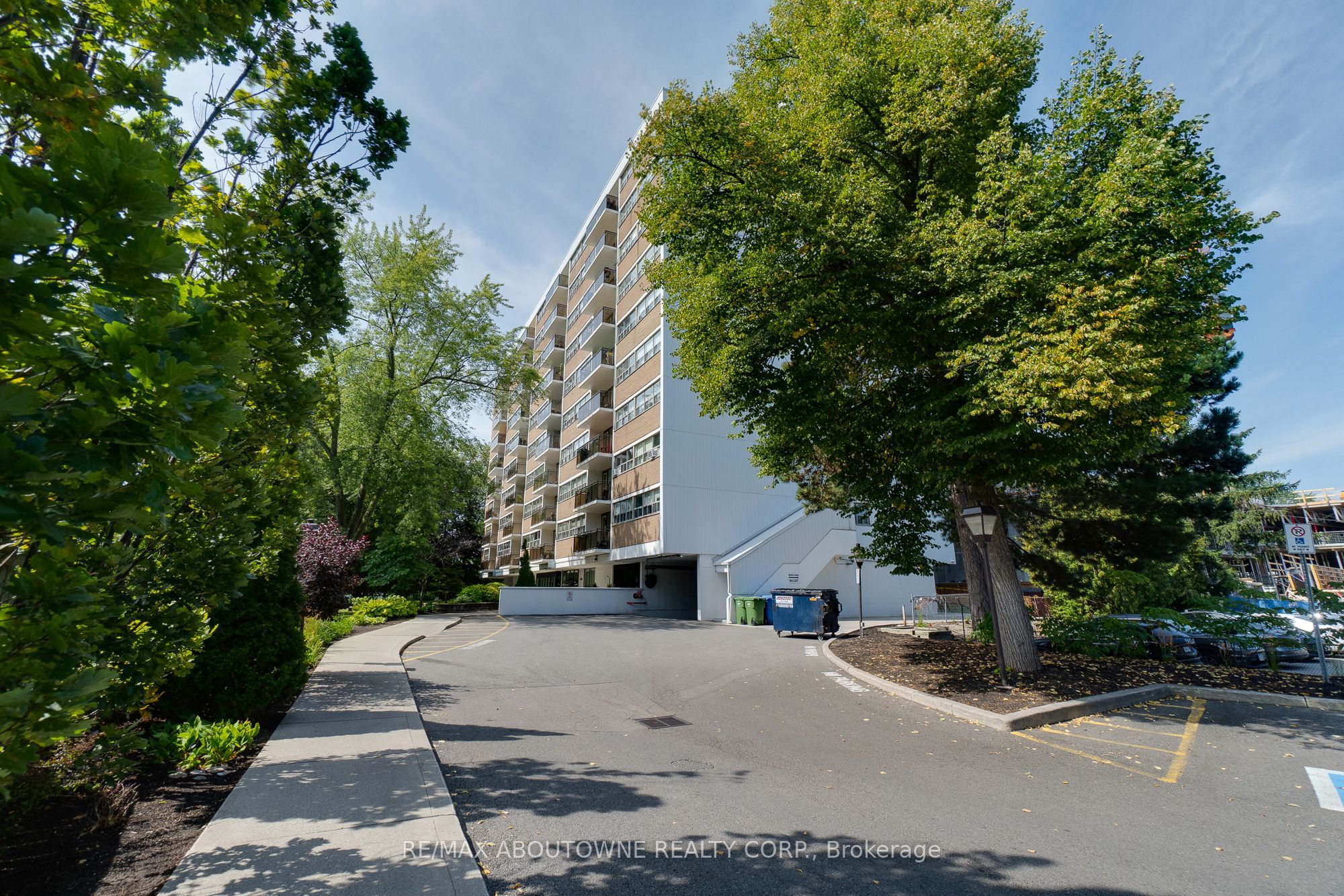 212 Kerr Street 507 Property Photo 1