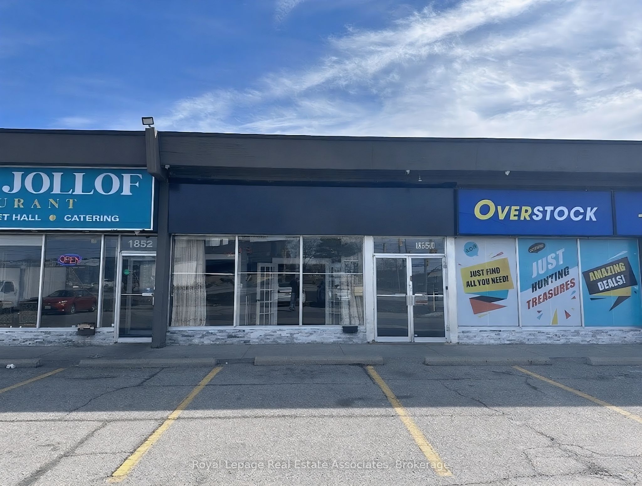 1850 Dundas Street Property Photo 1