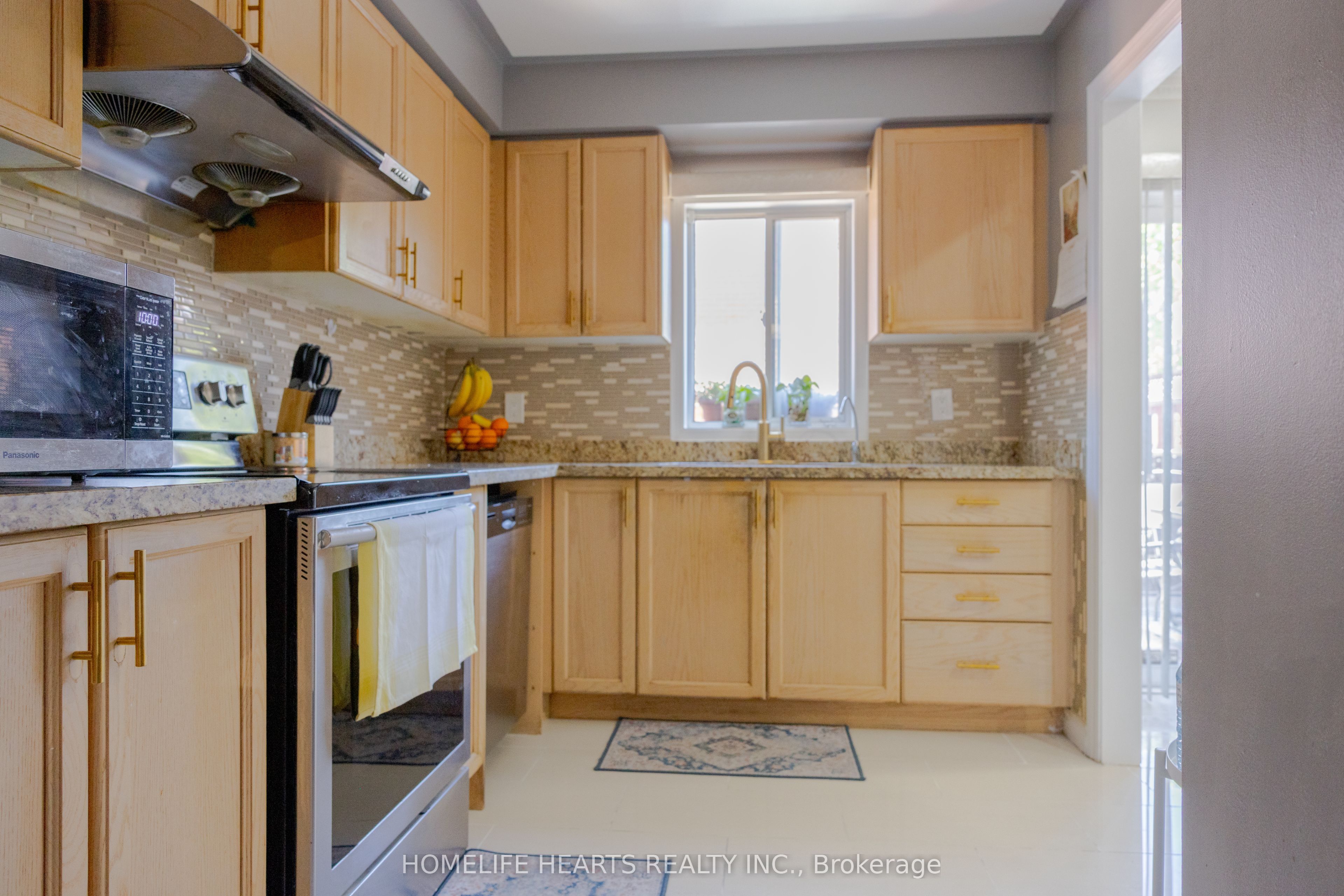 87 Sunfield Road Property Photo 12