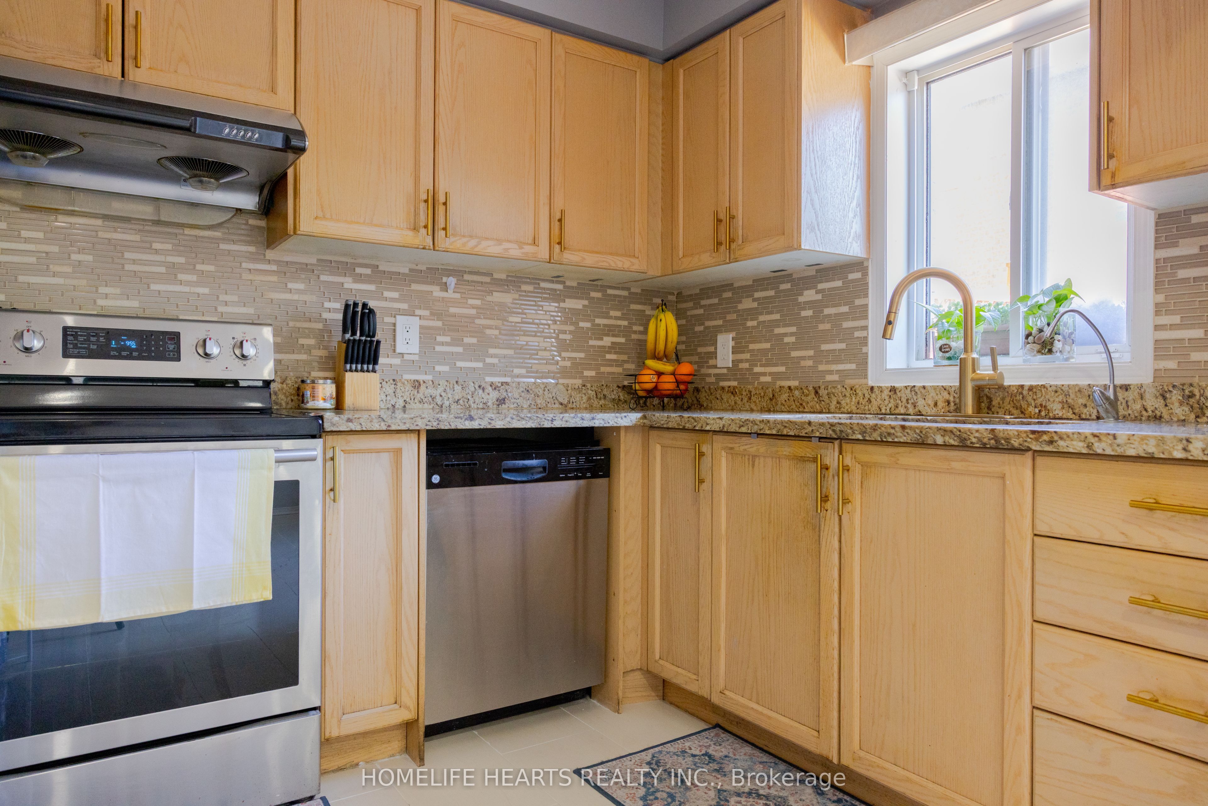 87 Sunfield Road Property Photo 15