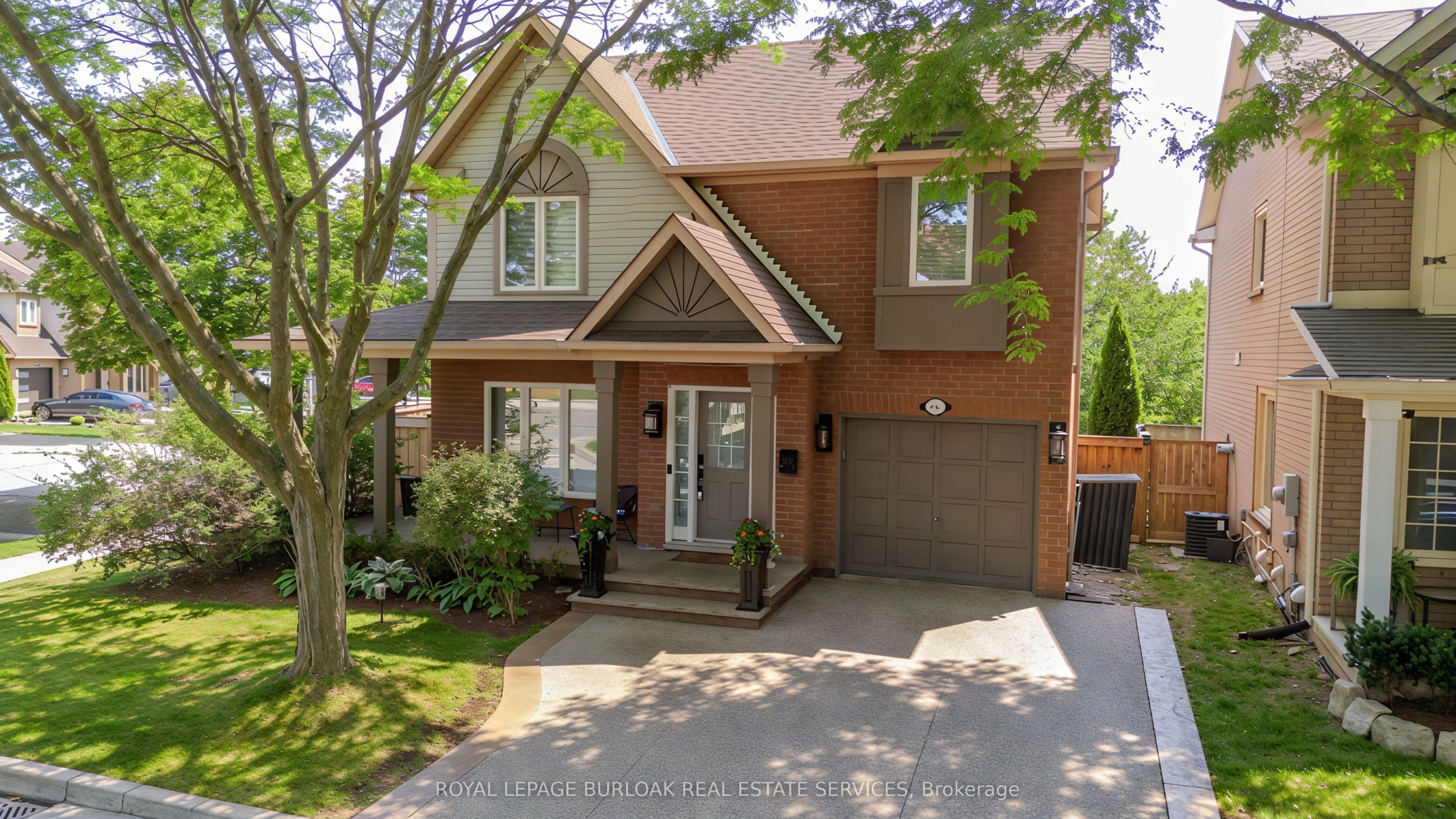 5190 Wood Crescent Property Photo 1