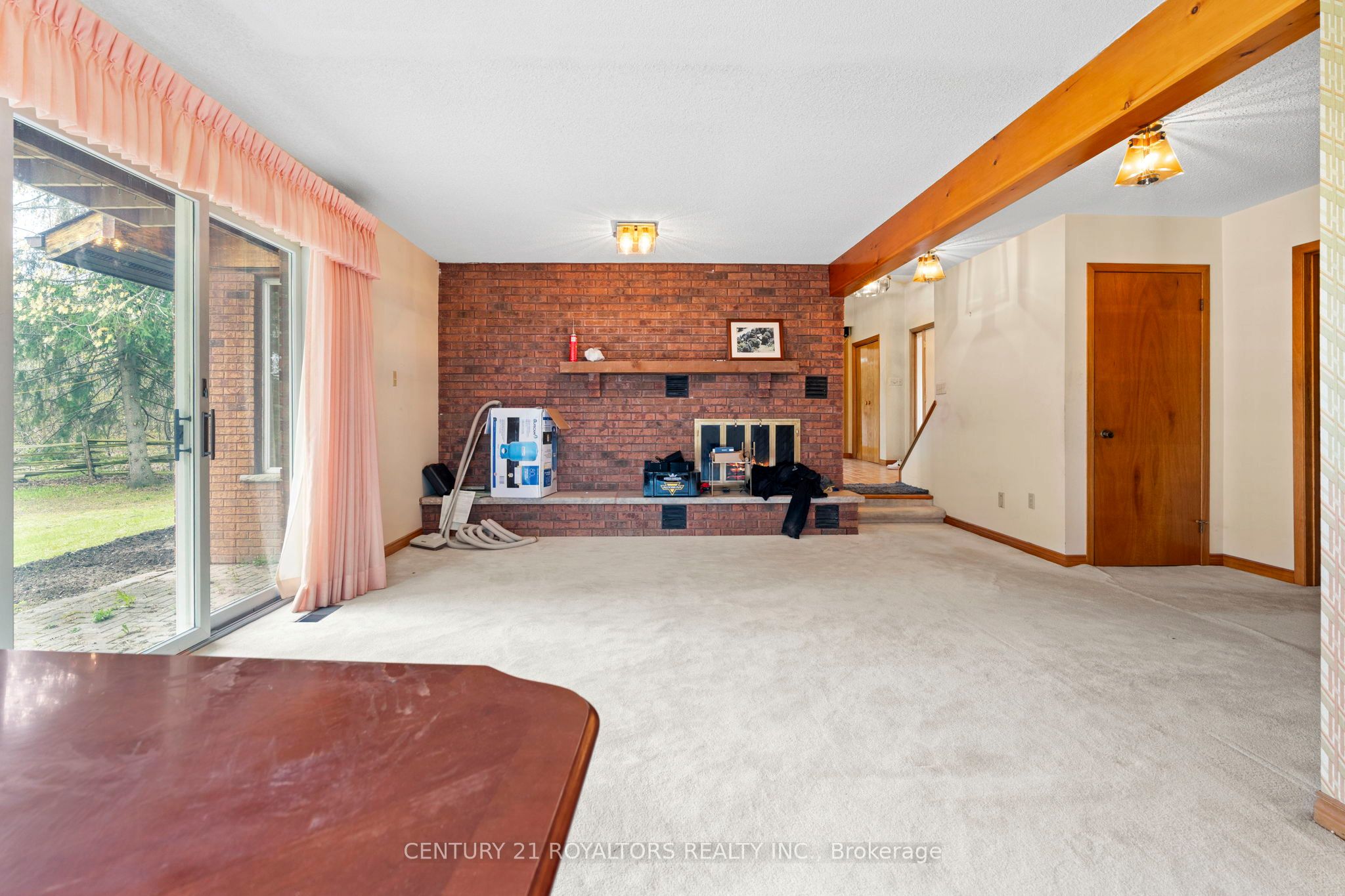 17940 Airport Road Property Photo 18