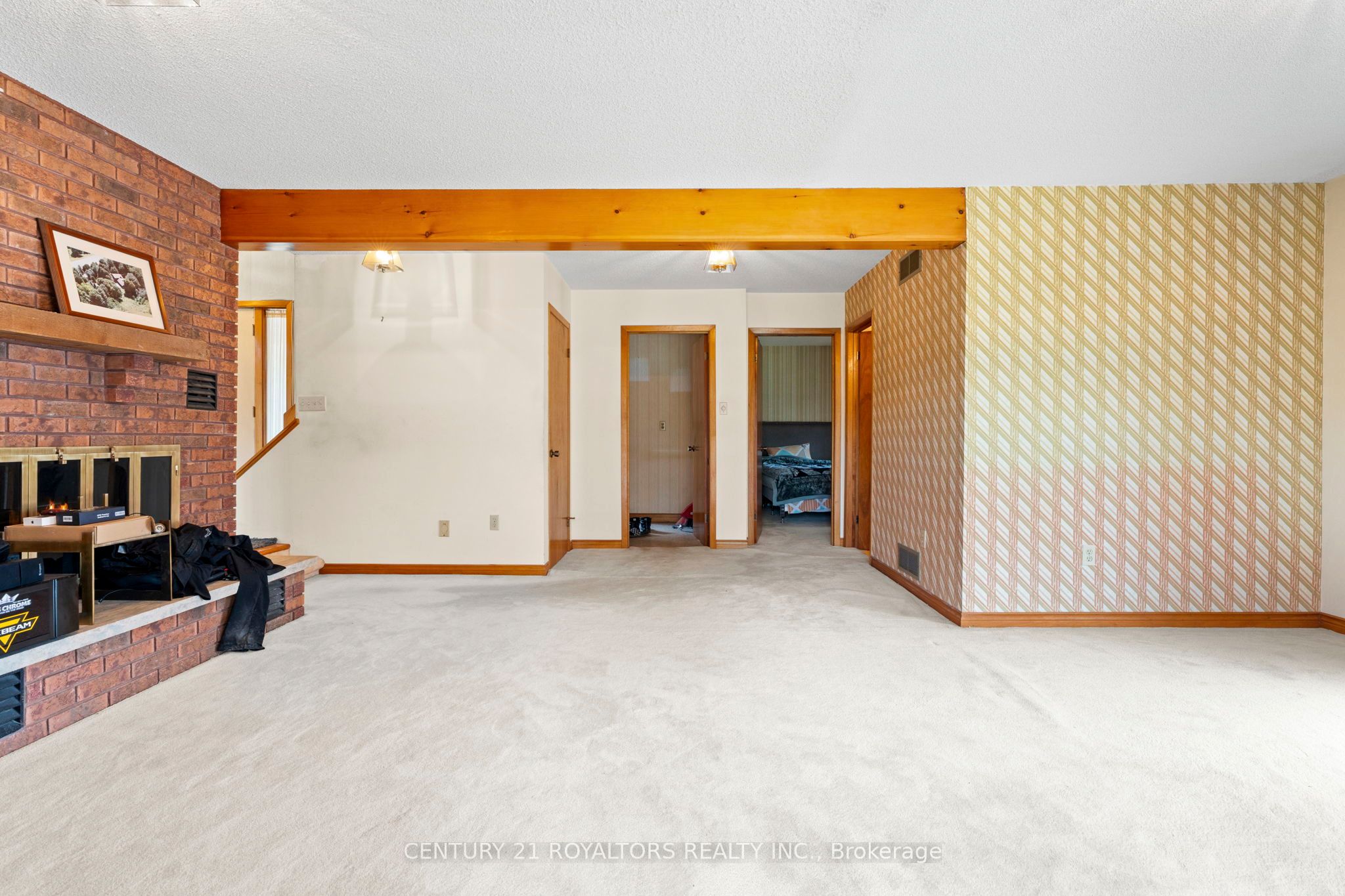 17940 Airport Road Property Photo 20