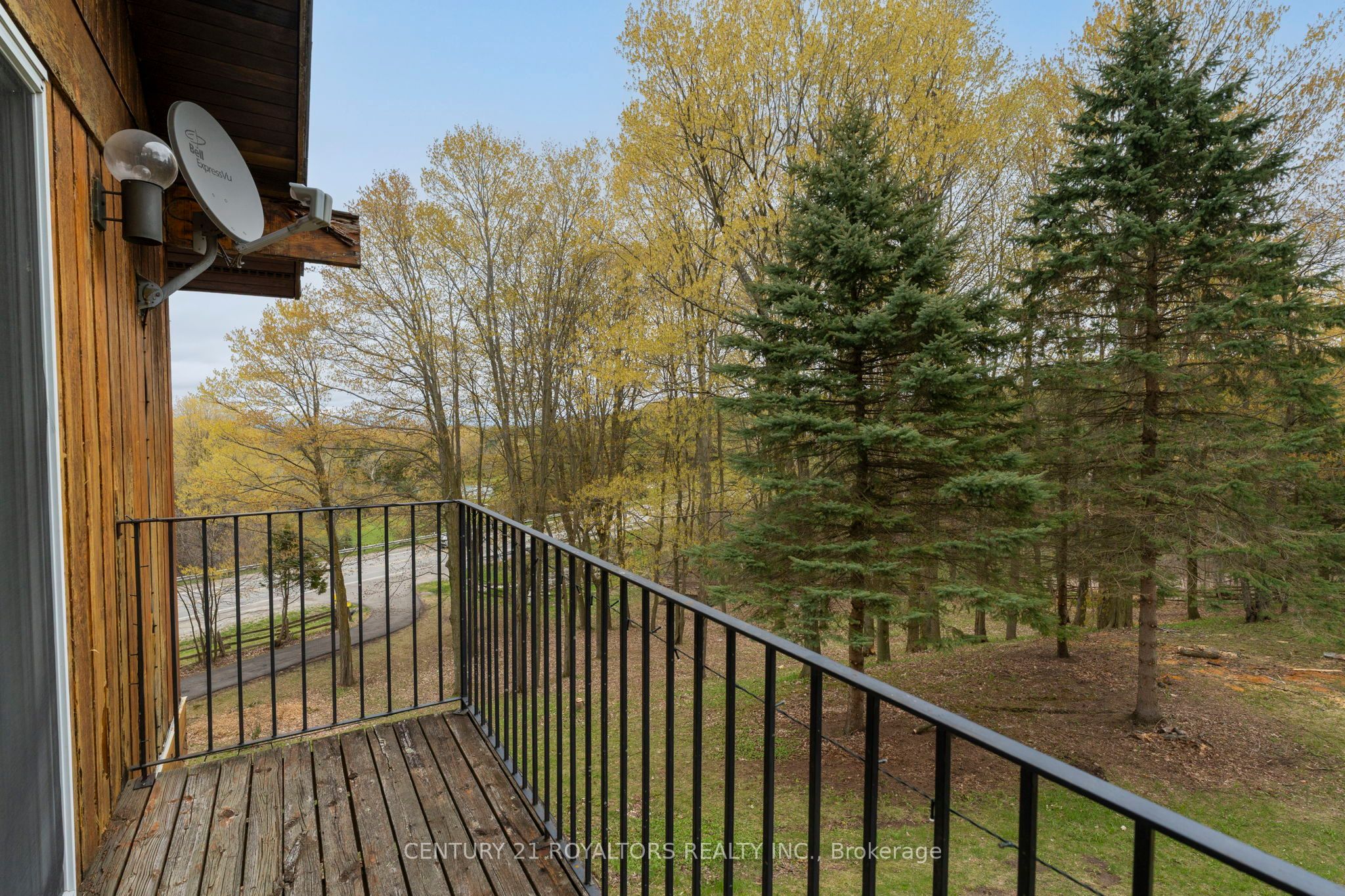 17940 Airport Road Property Photo 29