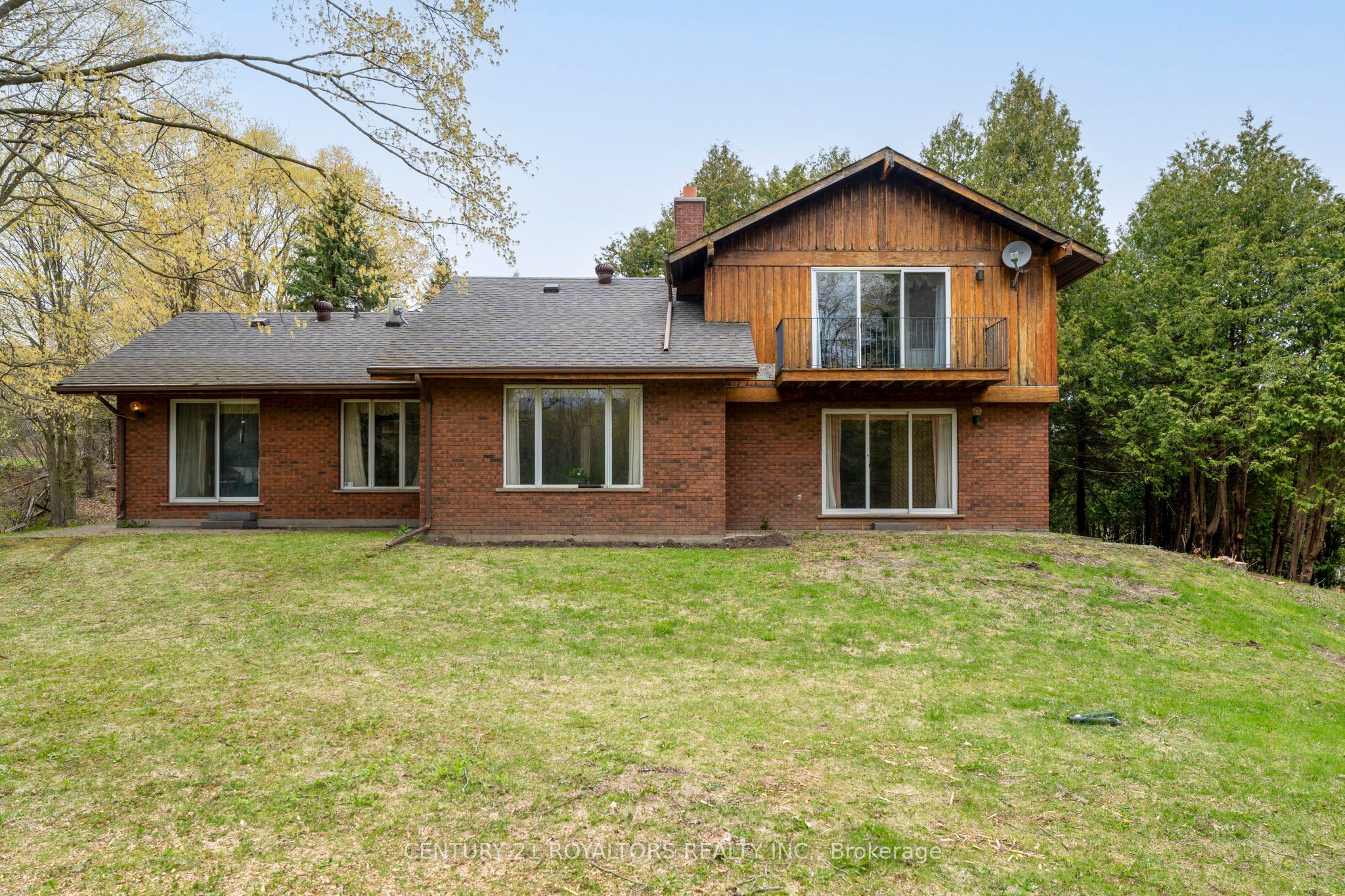 17940 Airport Road Property Photo 36