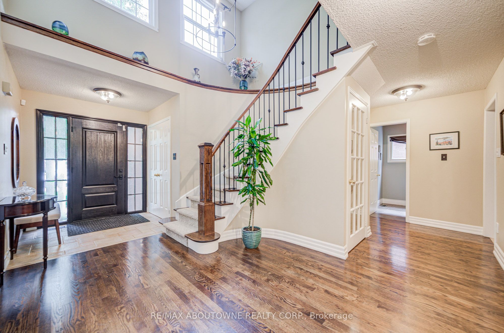1511 Stoneybrook Trail Property Photo 6
