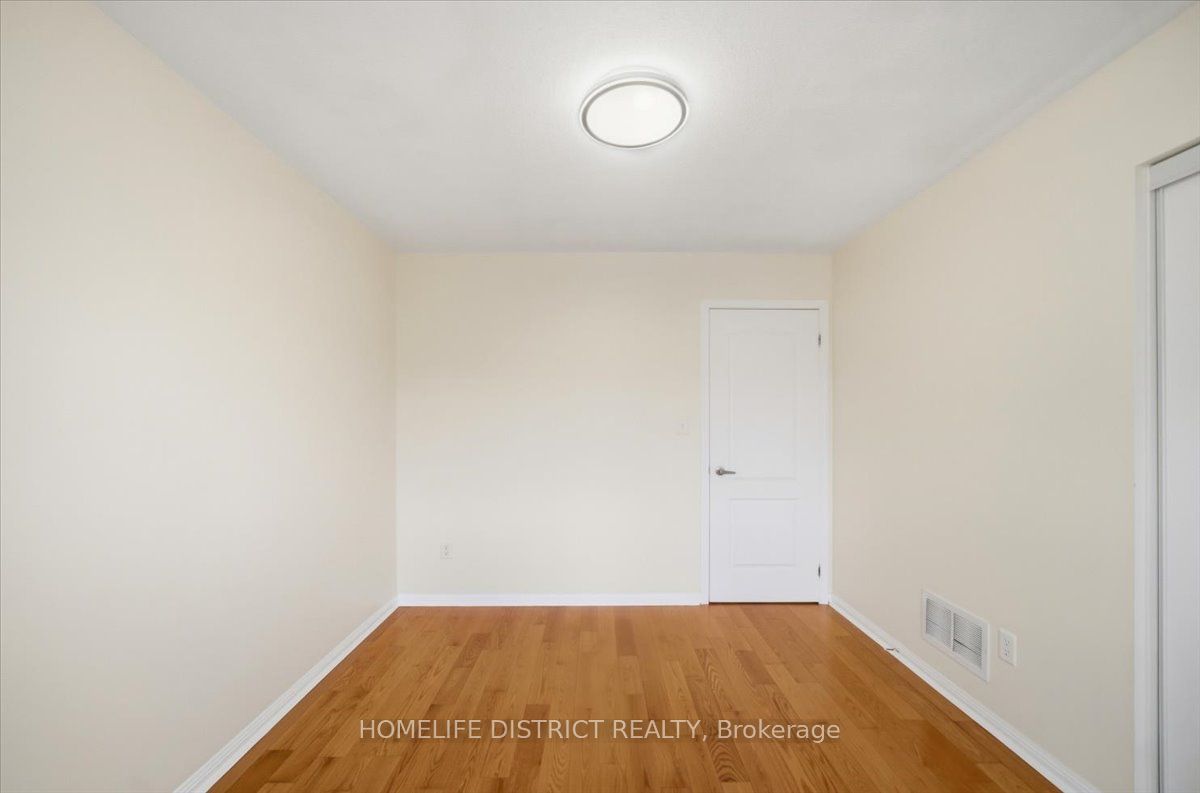 901 Bennett Boulevard Property Photo 27