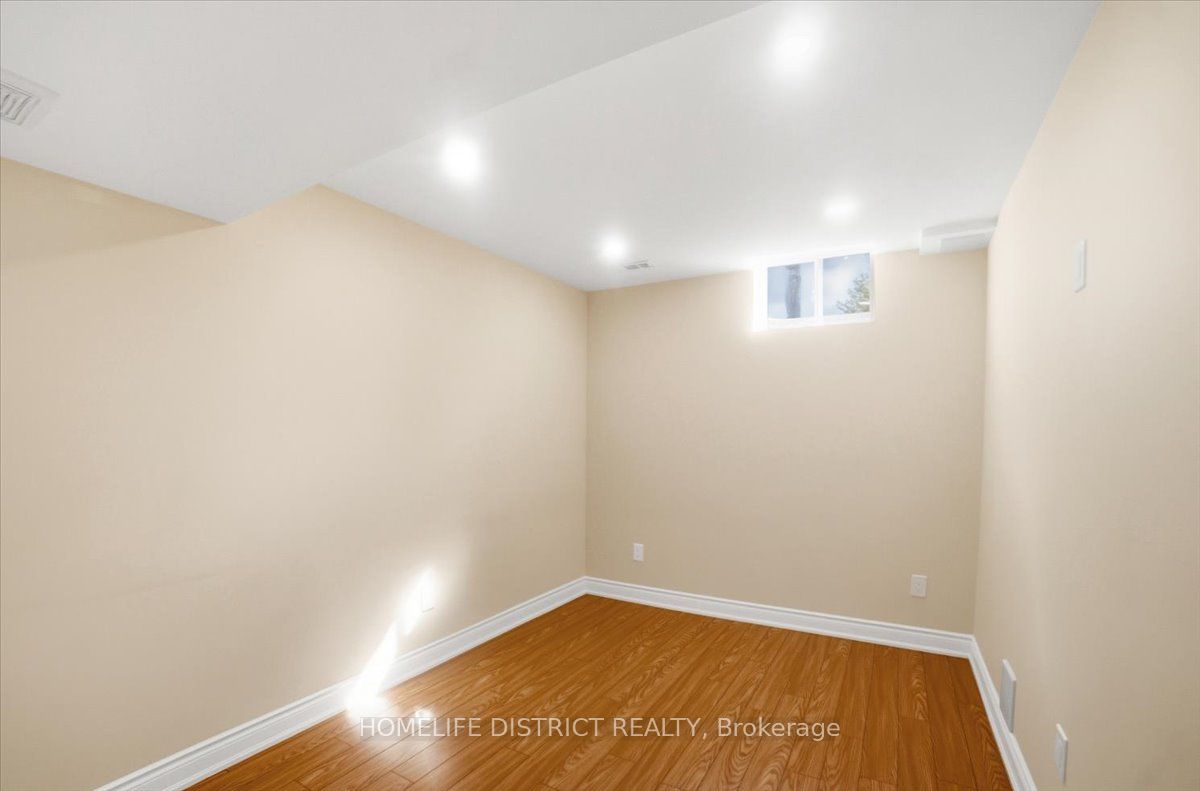 901 Bennett Boulevard Property Photo 37
