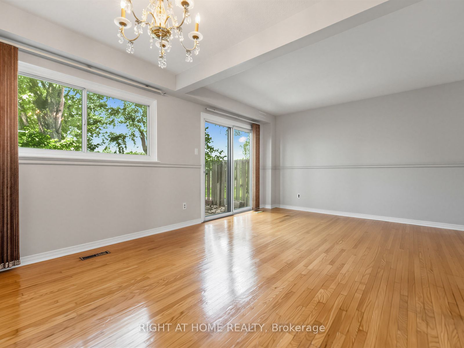 10 Fleetwood Crescent 10 Property Photo 12