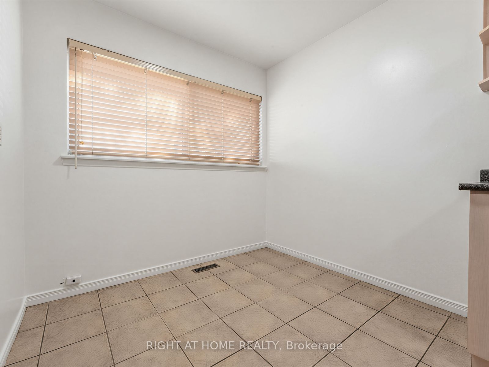 10 Fleetwood Crescent 10 Property Photo 17