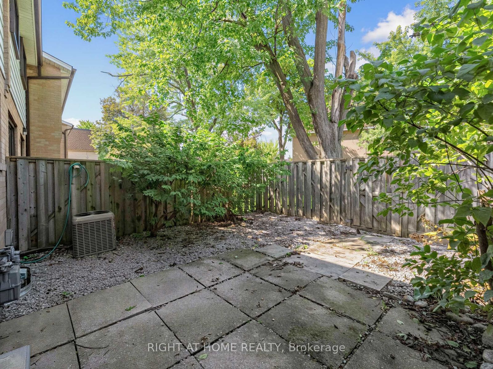 10 Fleetwood Crescent 10 Property Photo 29