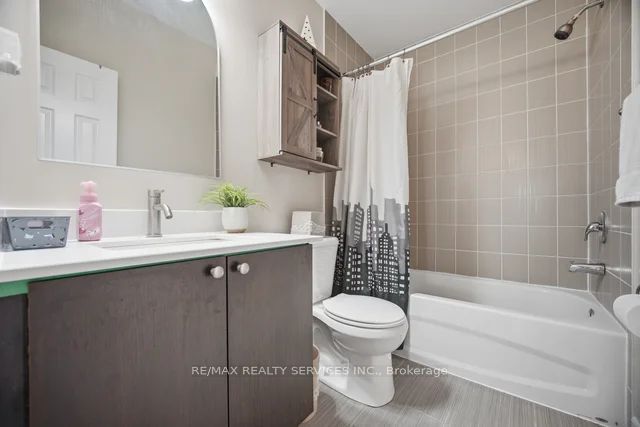 180 Howden Boulevard 70 Property Photo 23