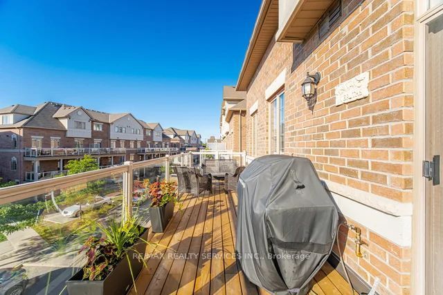180 Howden Boulevard 70 Property Photo 25