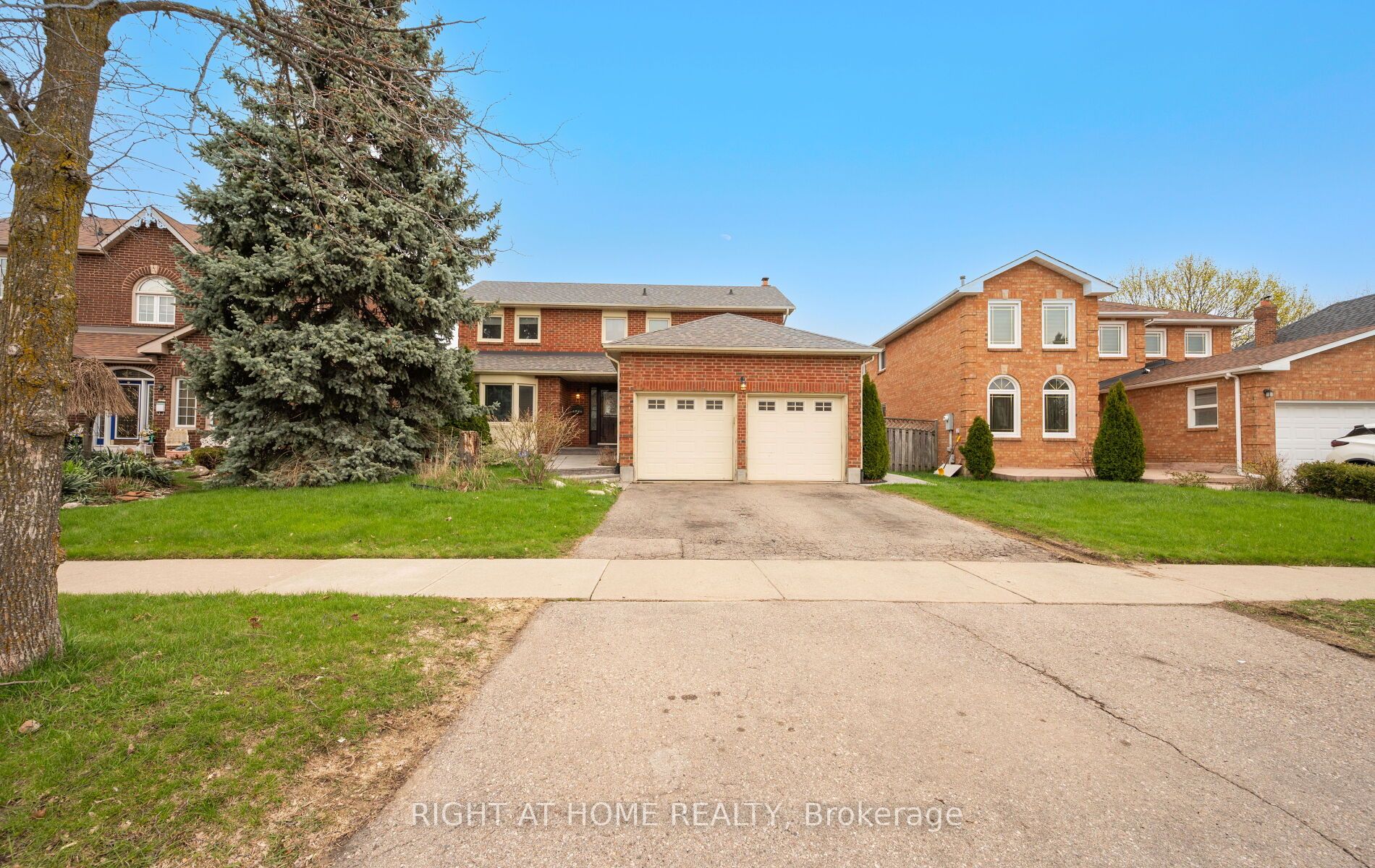 72 Brydon Crescent