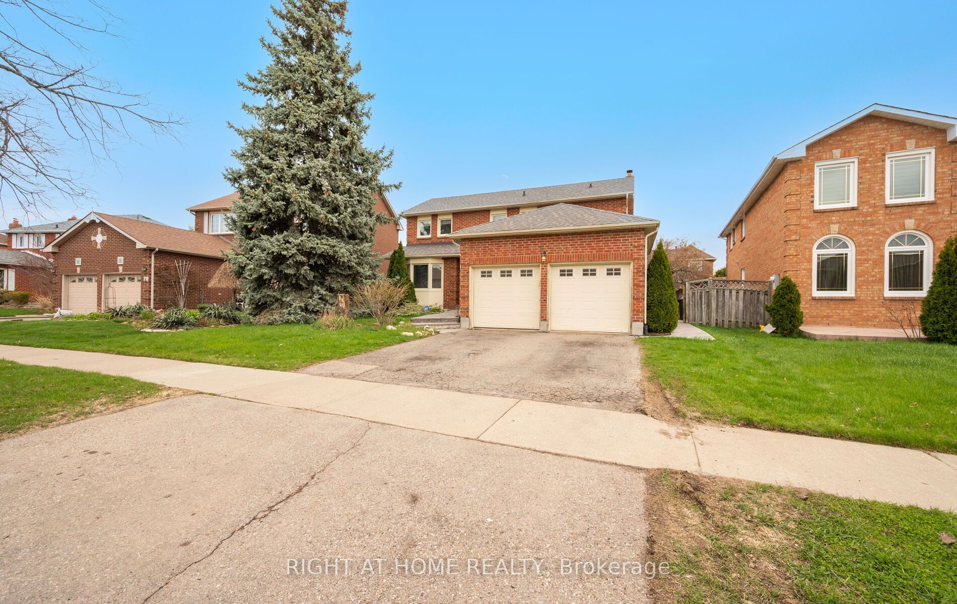 72 Brydon Crescent Property Photo 6