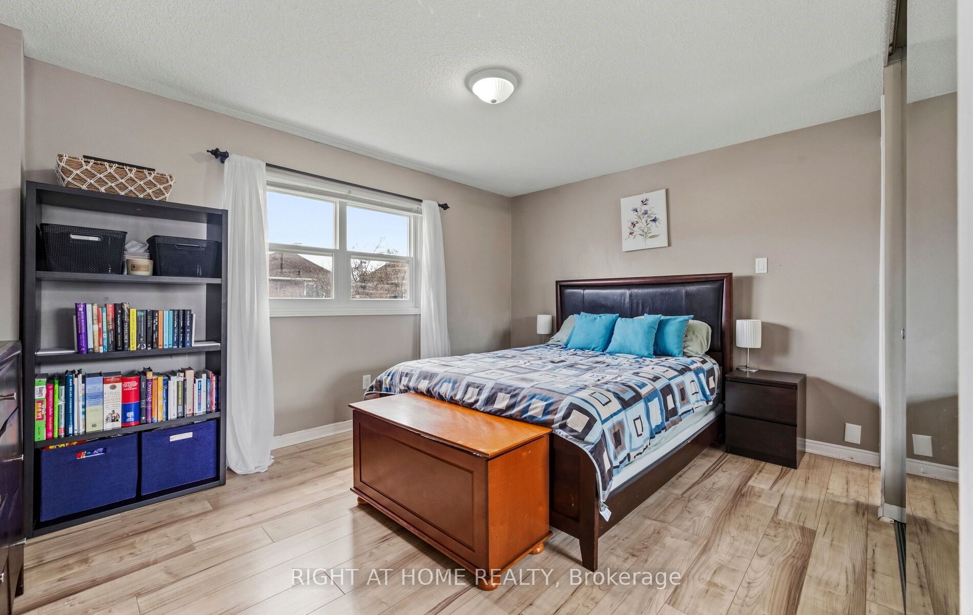 72 Brydon Crescent Property Photo 23