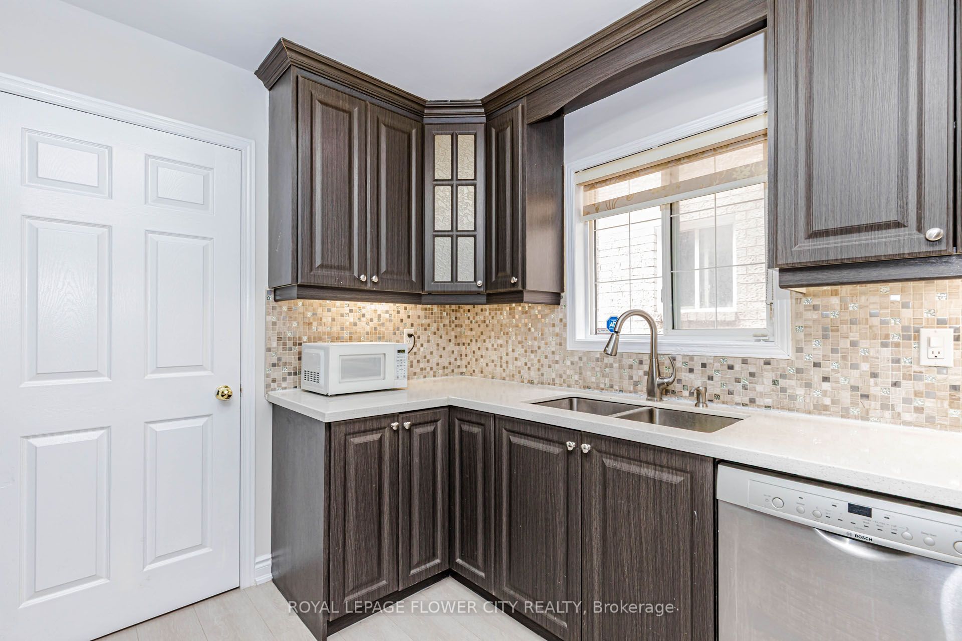 14 Canarvan Court Property Photo 15