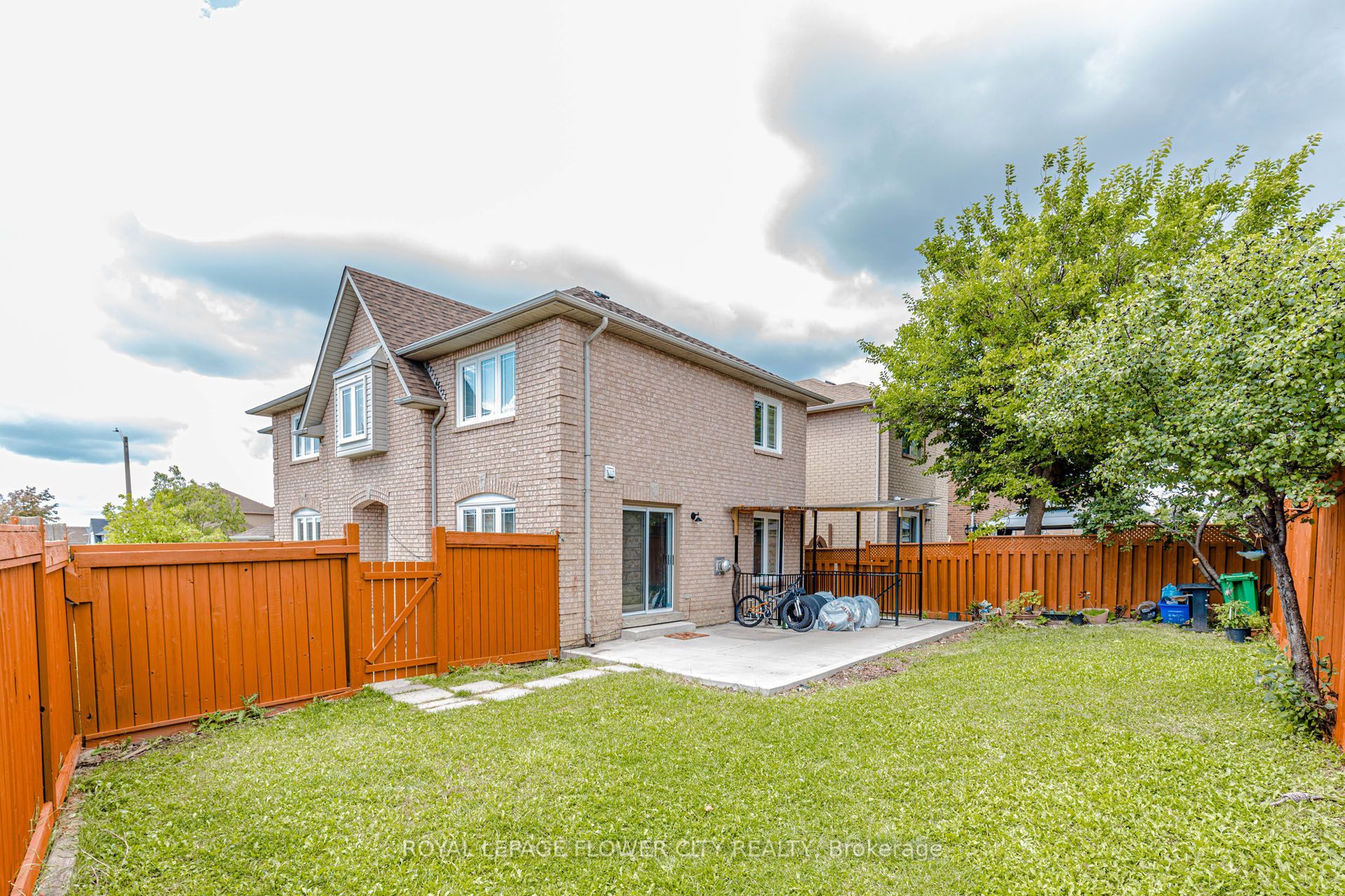 14 Canarvan Court Property Photo 46