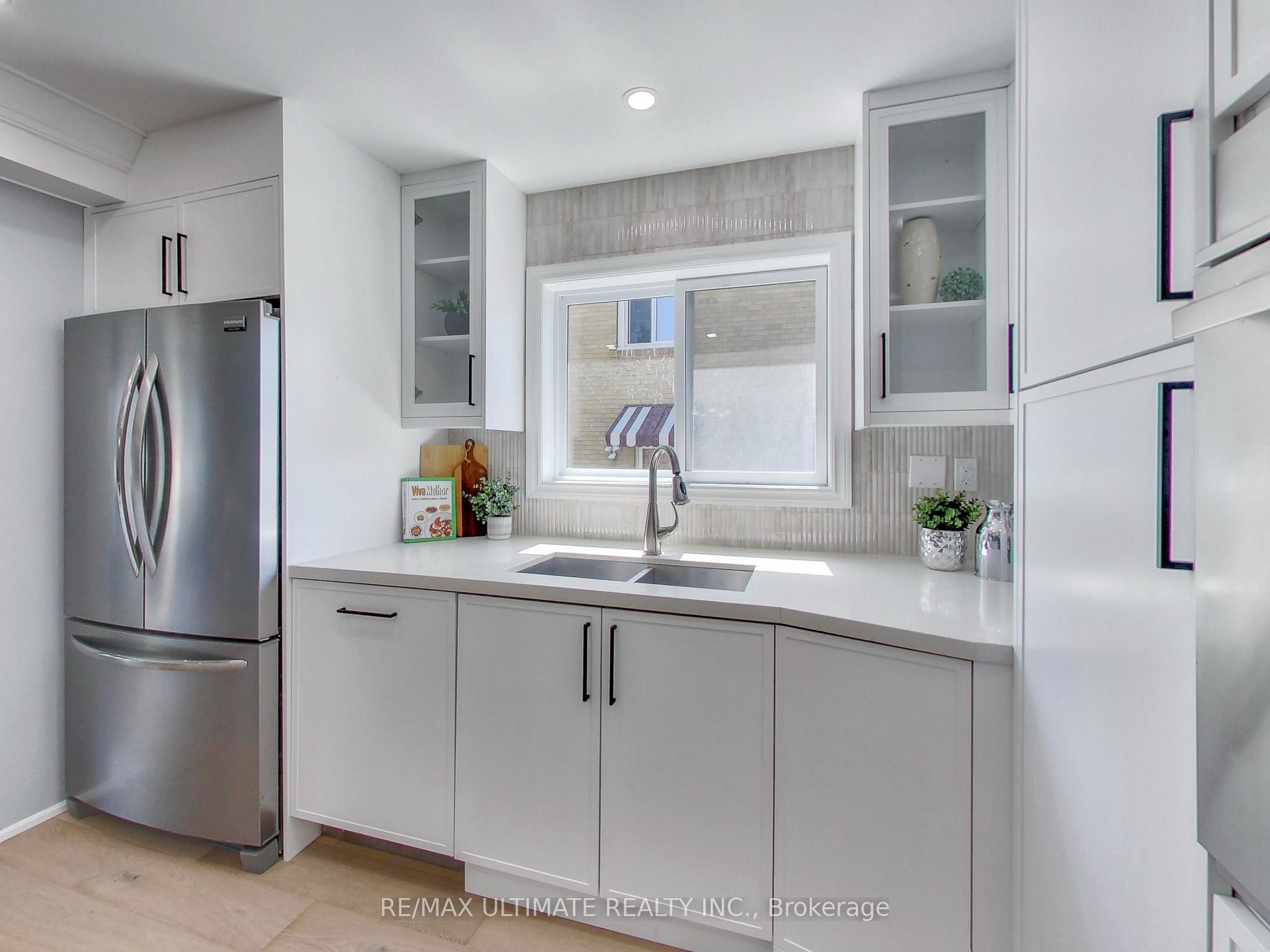 3626 Anniversary Road Property Photo 11