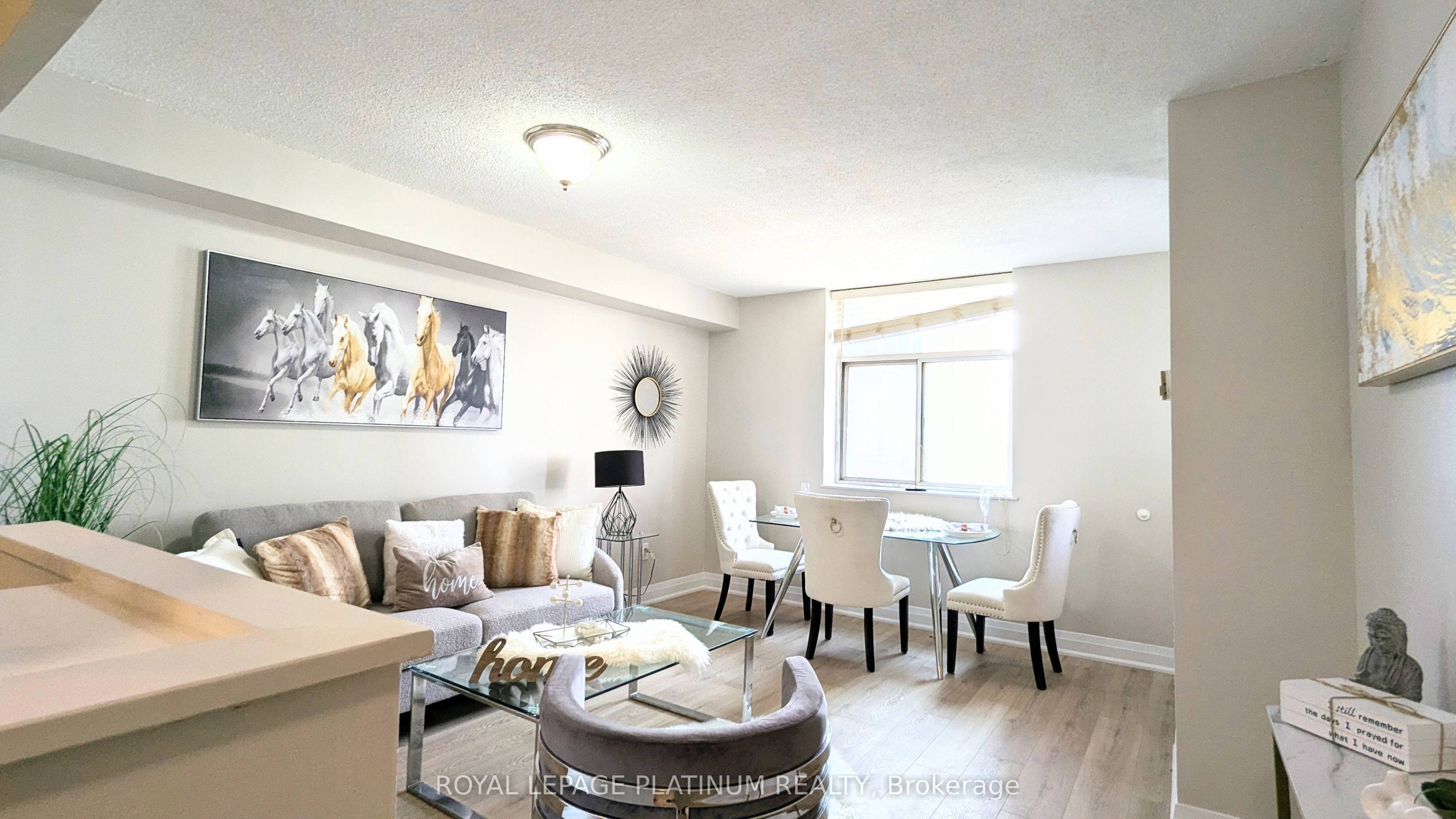 3559 Eglinton Avenue W 704