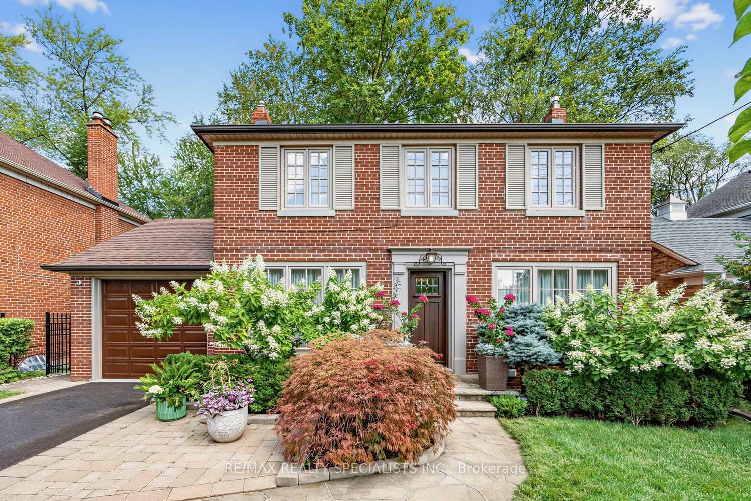 1211 Royal York Road