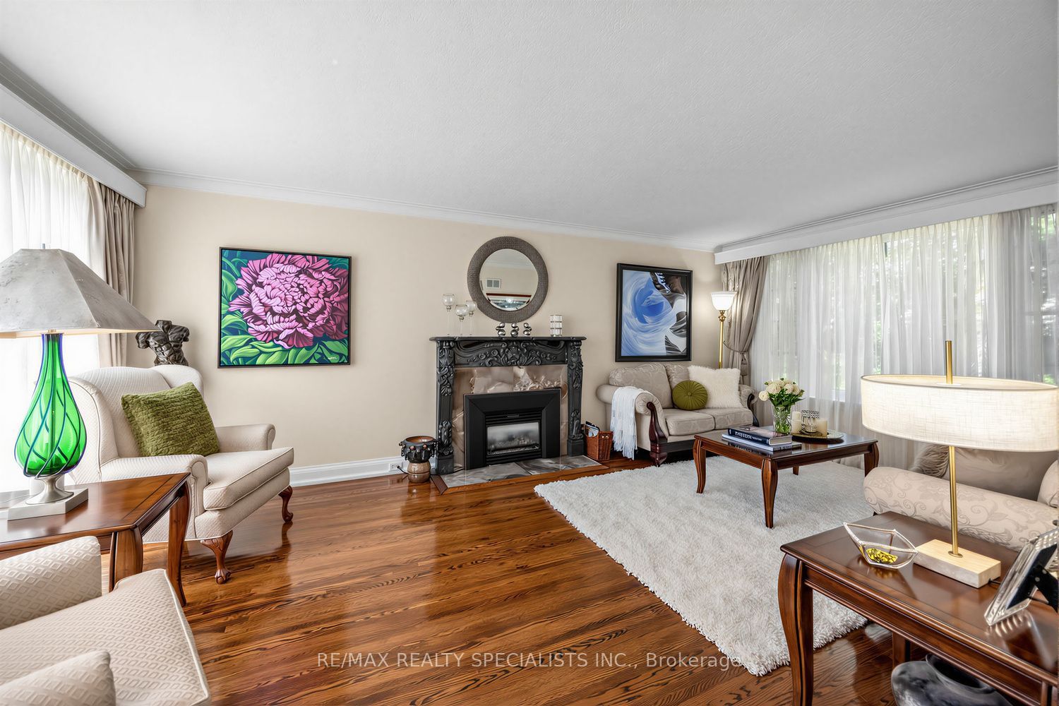 1211 Royal York Road Property Photo 7
