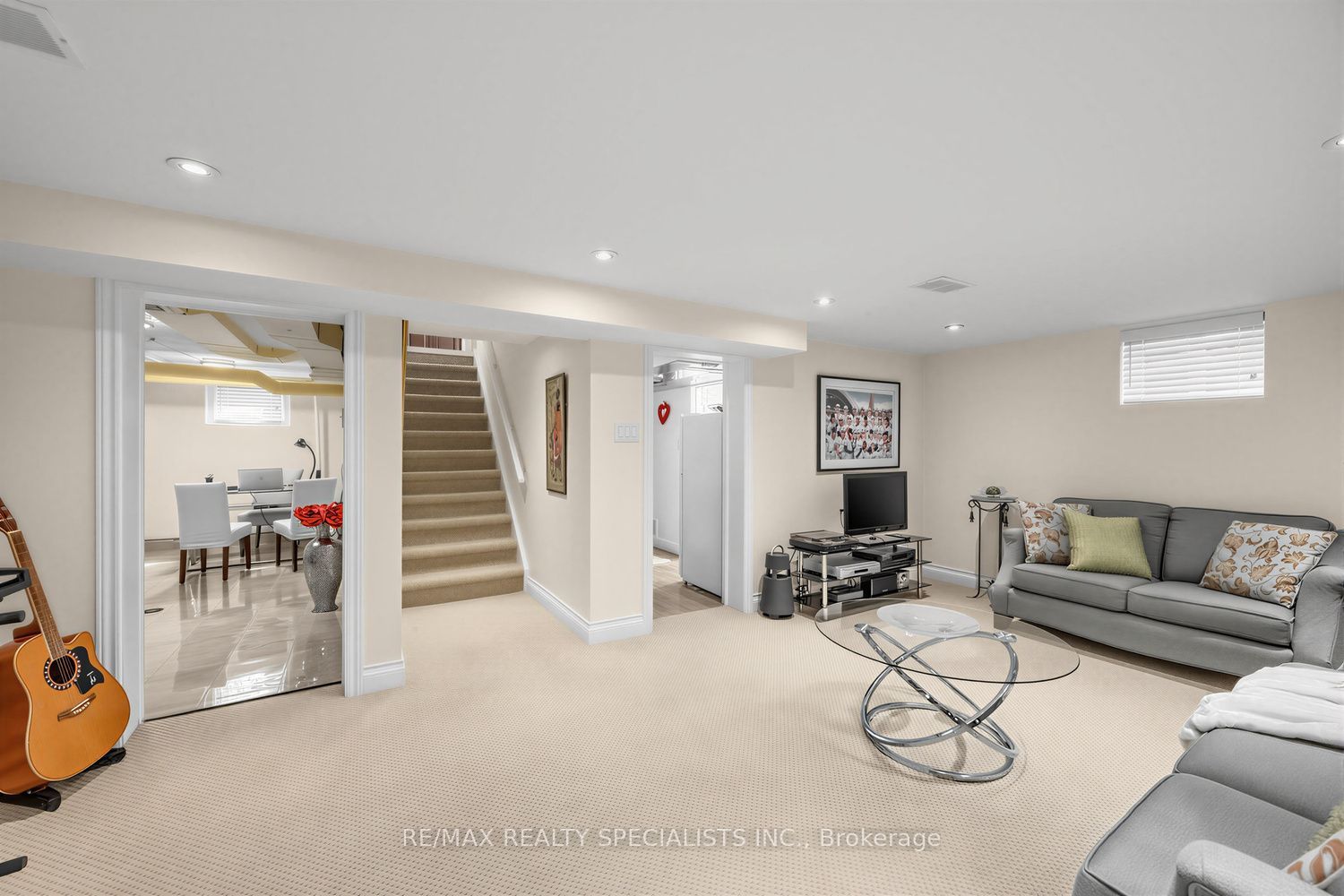 1211 Royal York Road Property Photo 24