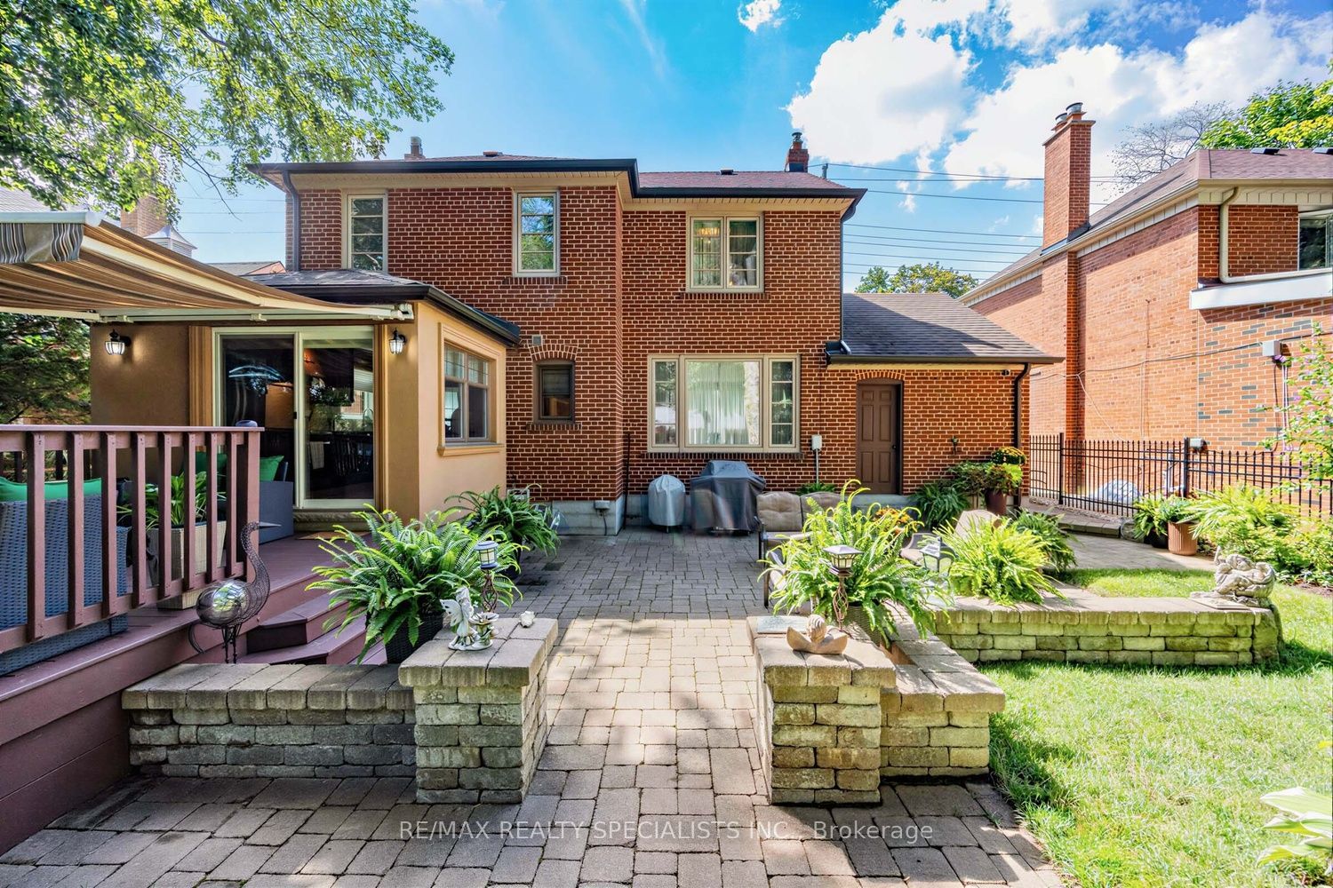 1211 Royal York Road Property Photo 32
