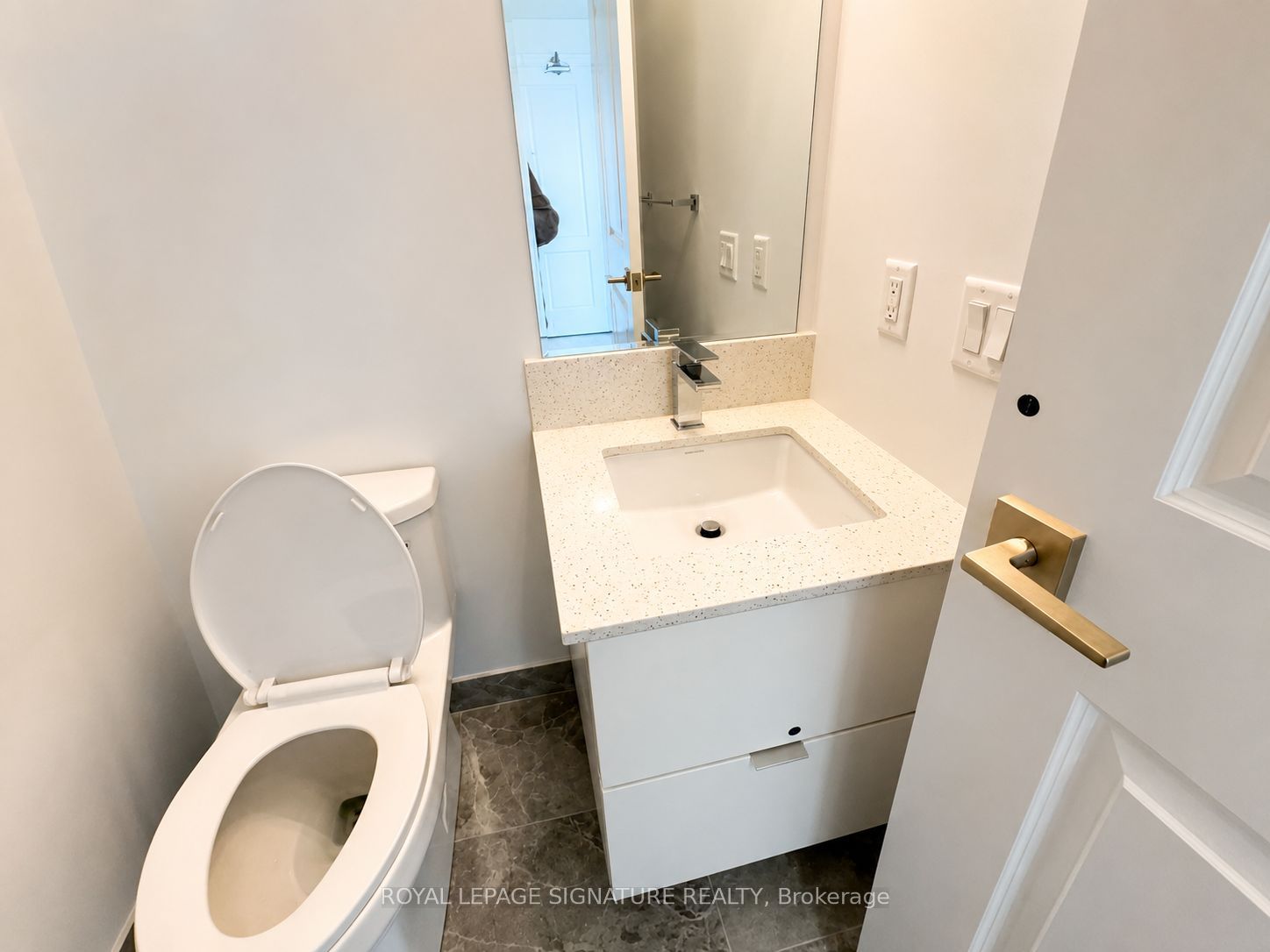 30 Elm Drive 1307 Property Photo 7