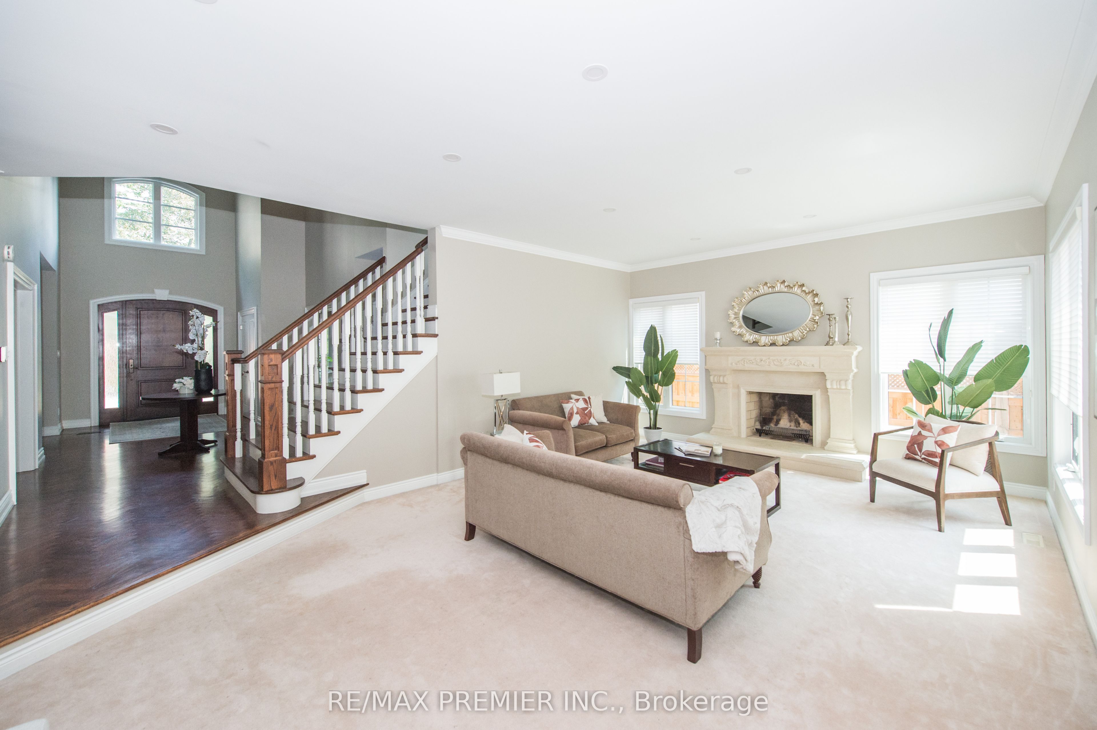 2064 Dickson Road Property Photo 16