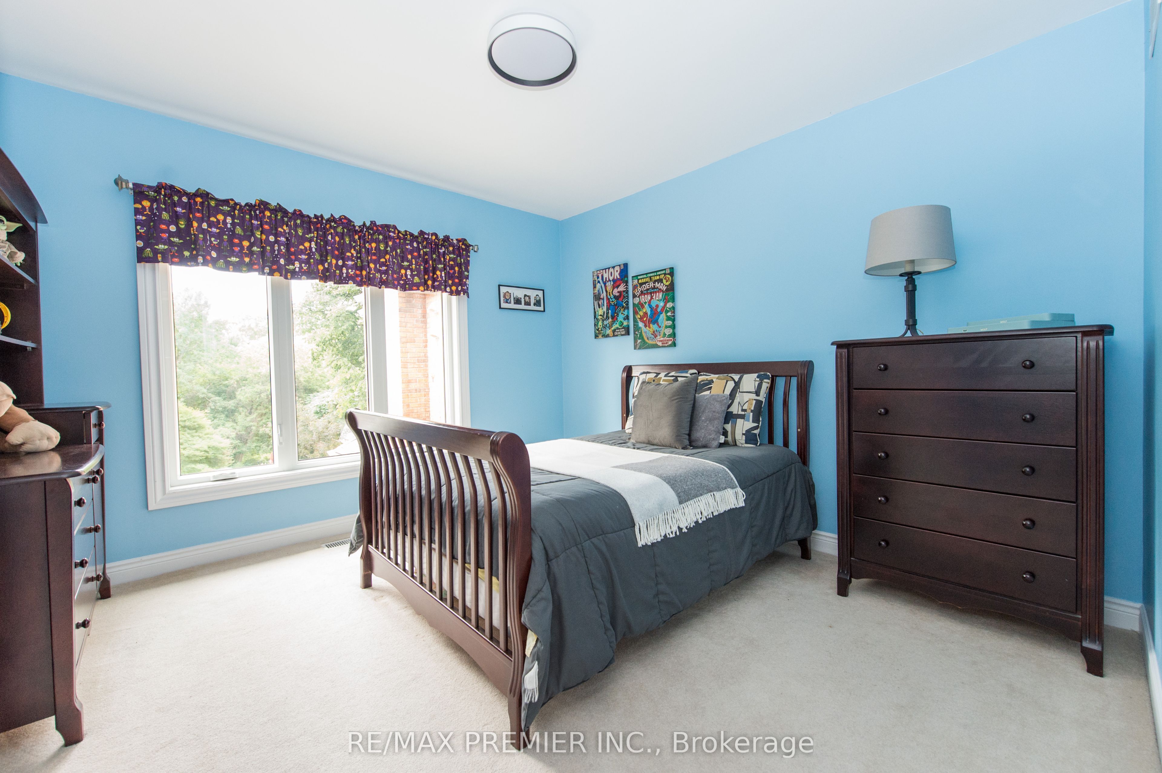 2064 Dickson Road Property Photo 38