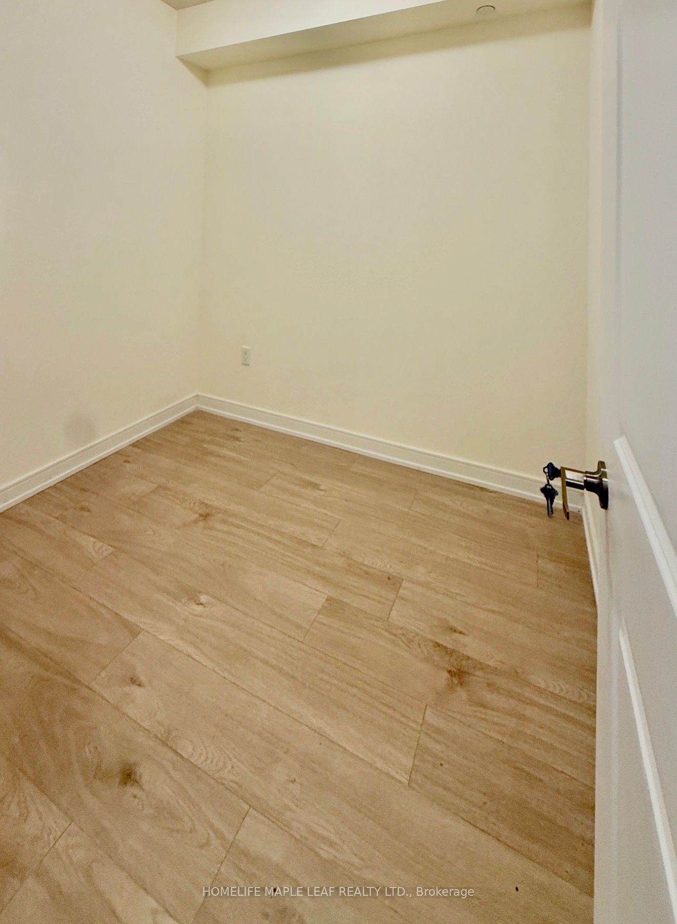 8 Nahani Way 1019 Property Photo 6