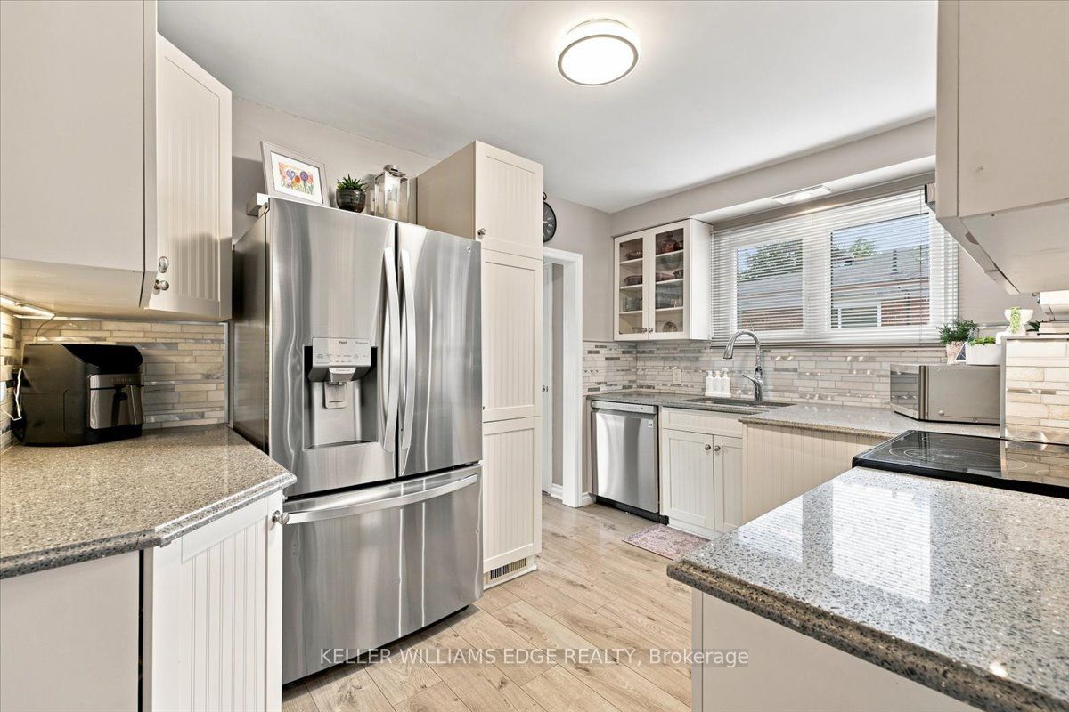 2407 Barclay Road Property Photo 12