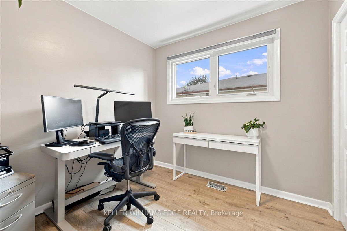 2407 Barclay Road Property Photo 20