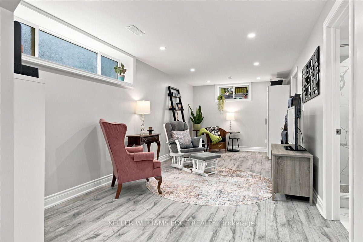 2407 Barclay Road Property Photo 27