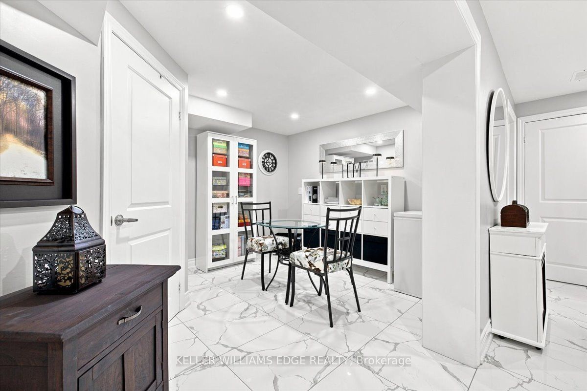 2407 Barclay Road Property Photo 29