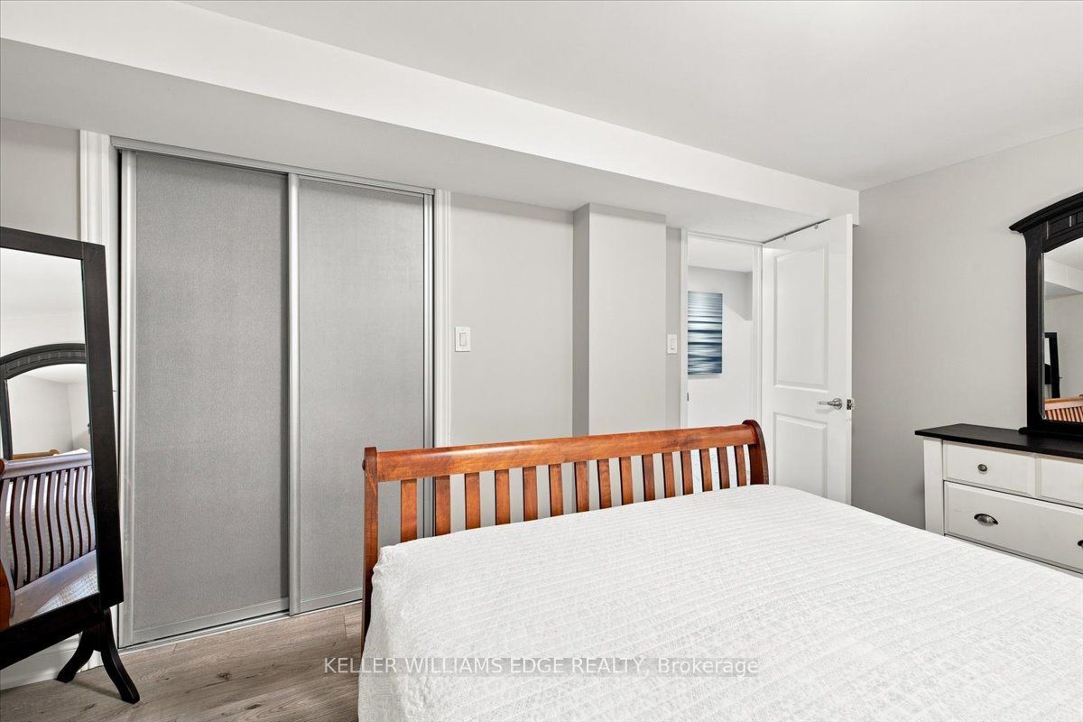 2407 Barclay Road Property Photo 33