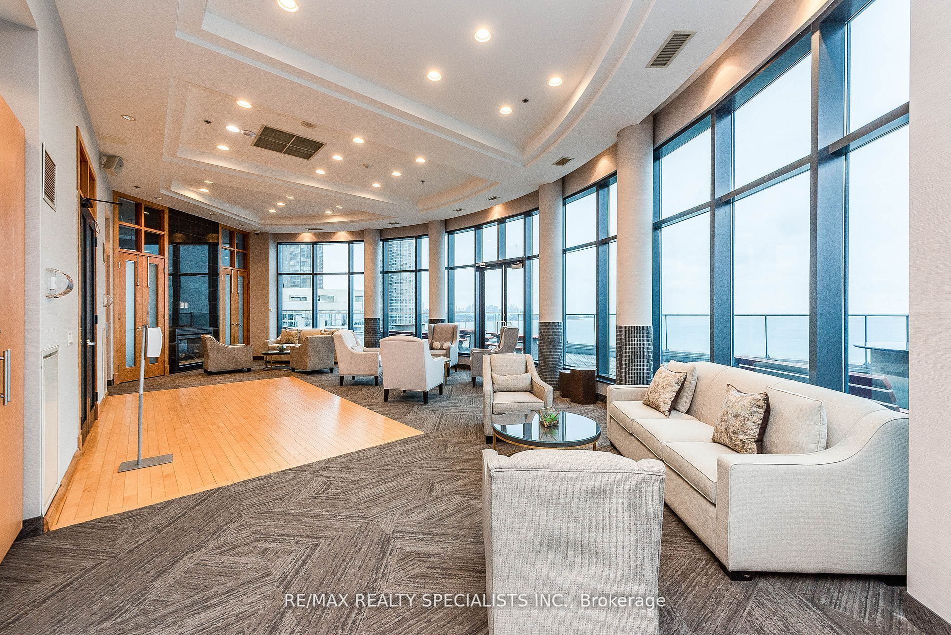 2083 Lake Shore Boulevard W 1114 Property Photo 22