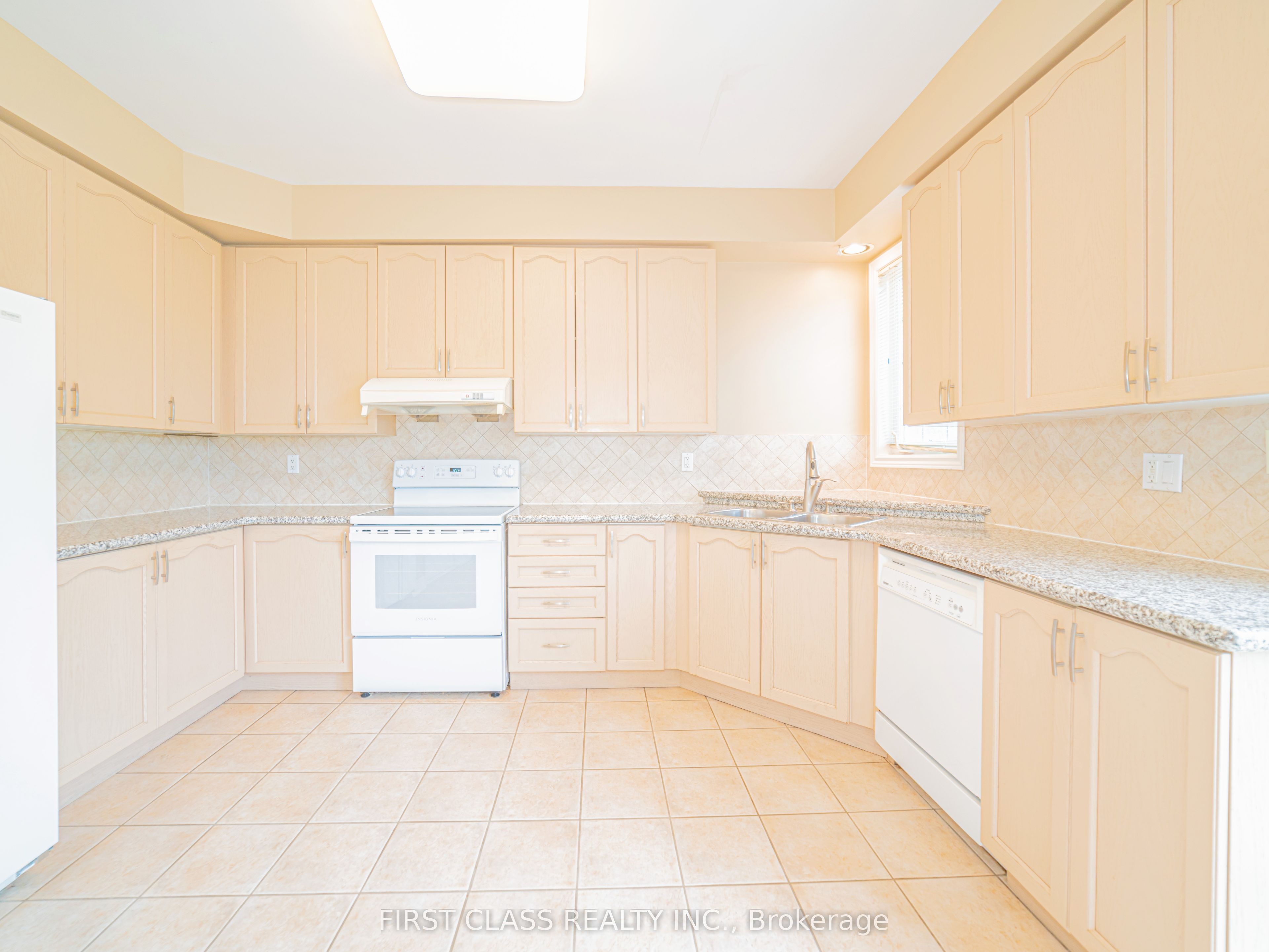 2507 Nichols Drive Property Photo 5