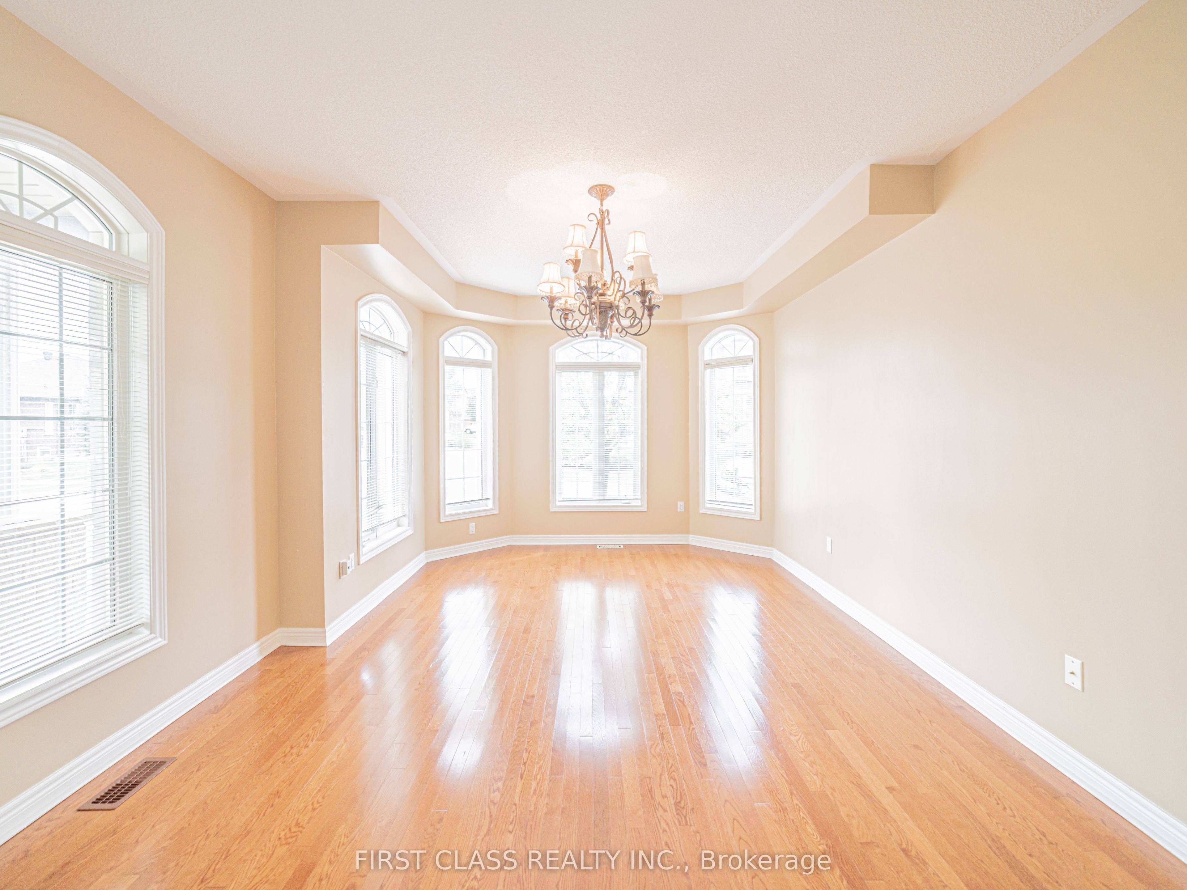 2507 Nichols Drive Property Photo 11