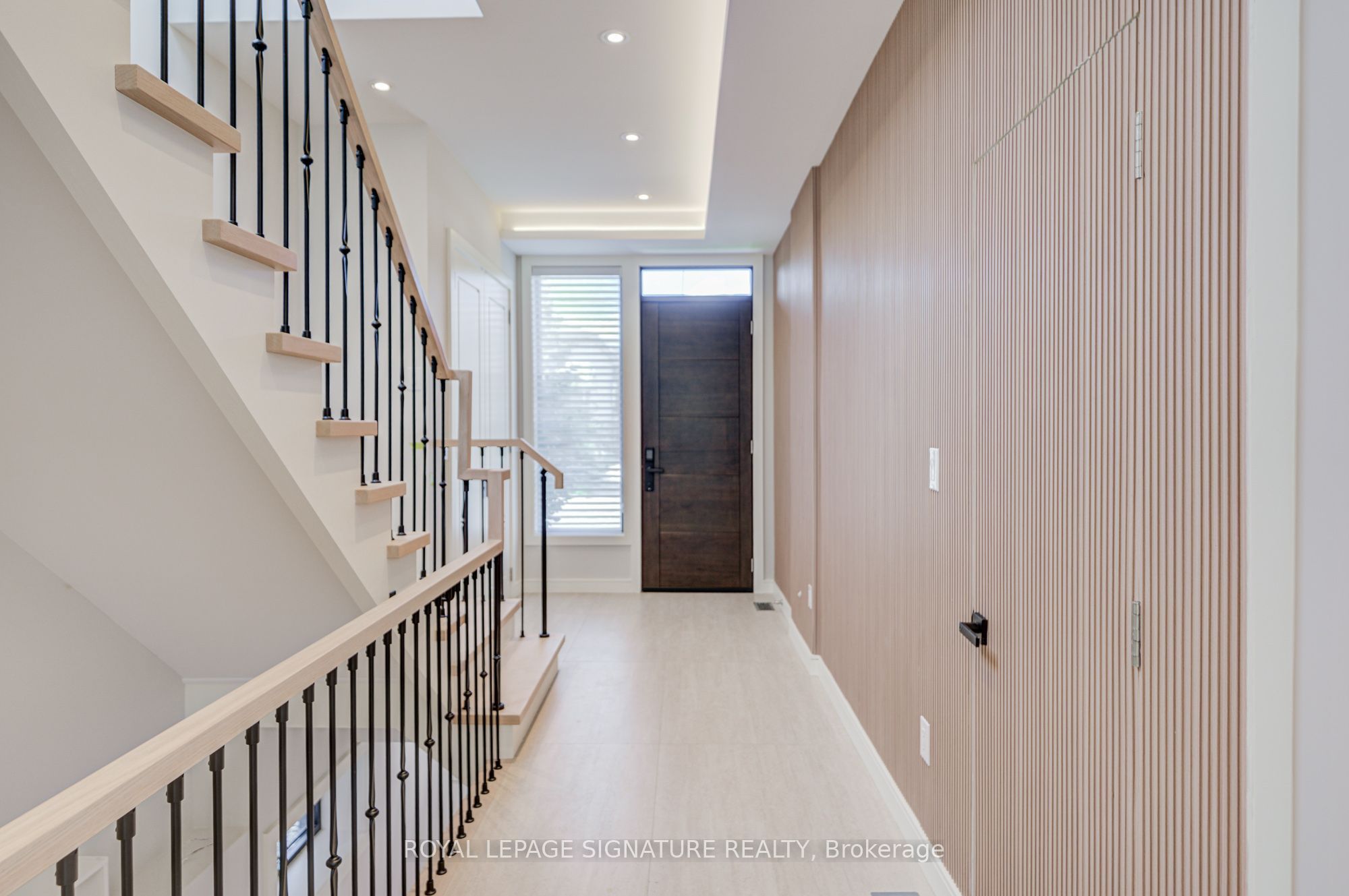878 Atwater Avenue Property Photo 7
