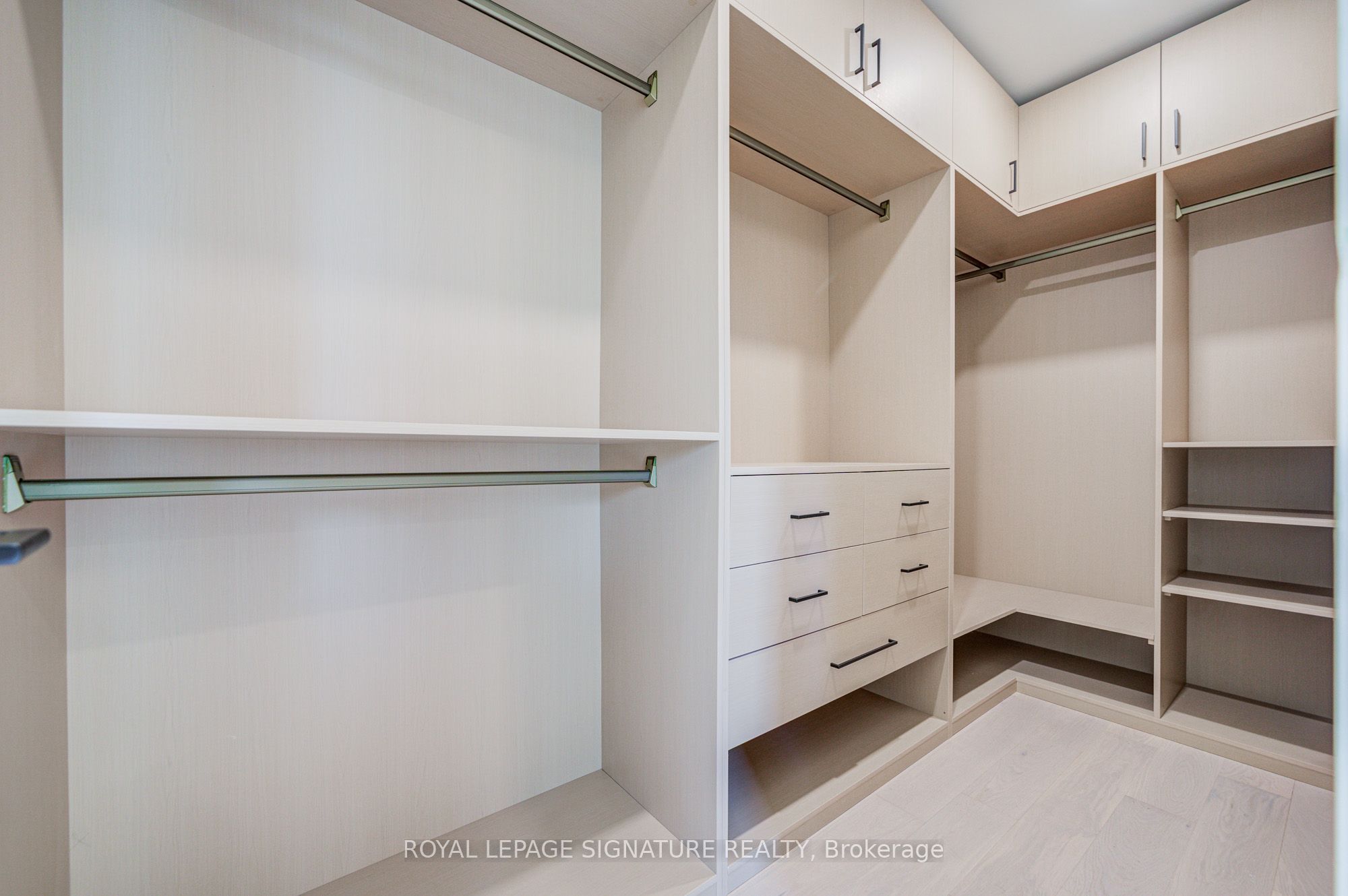 878 Atwater Avenue Property Photo 27