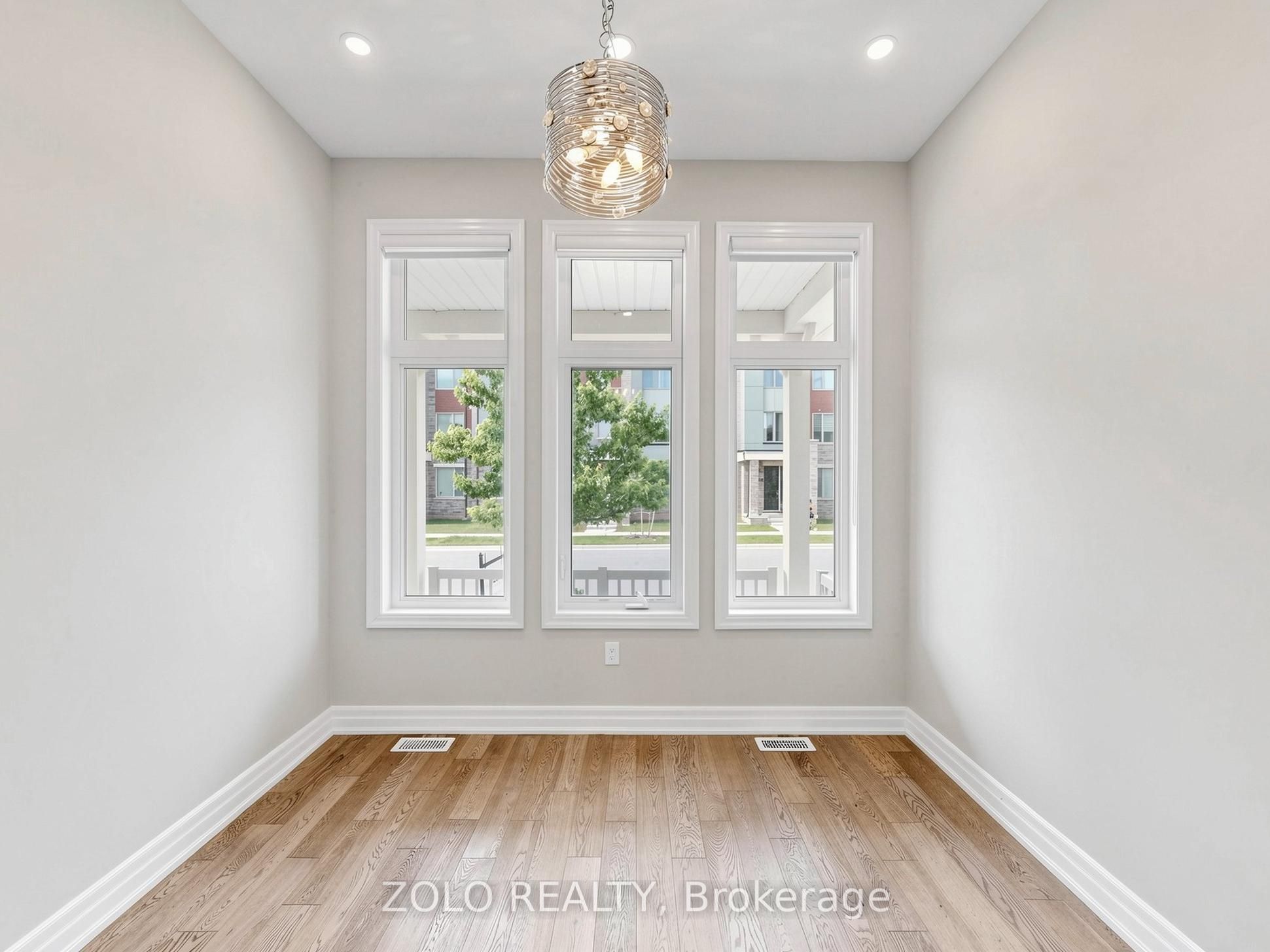 3061 William Cutmore Boulevard Property Photo 3