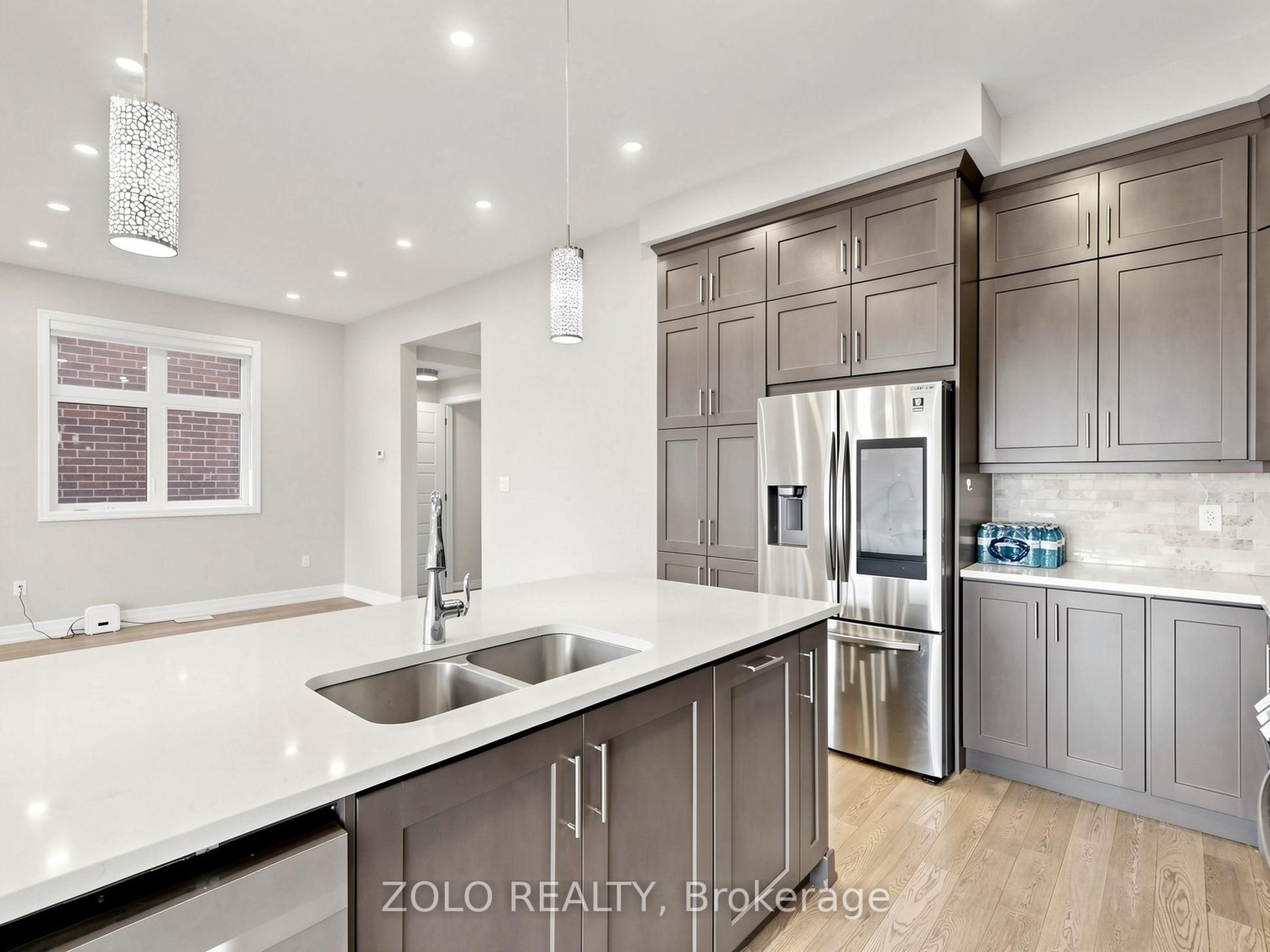 3061 William Cutmore Boulevard Property Photo 17