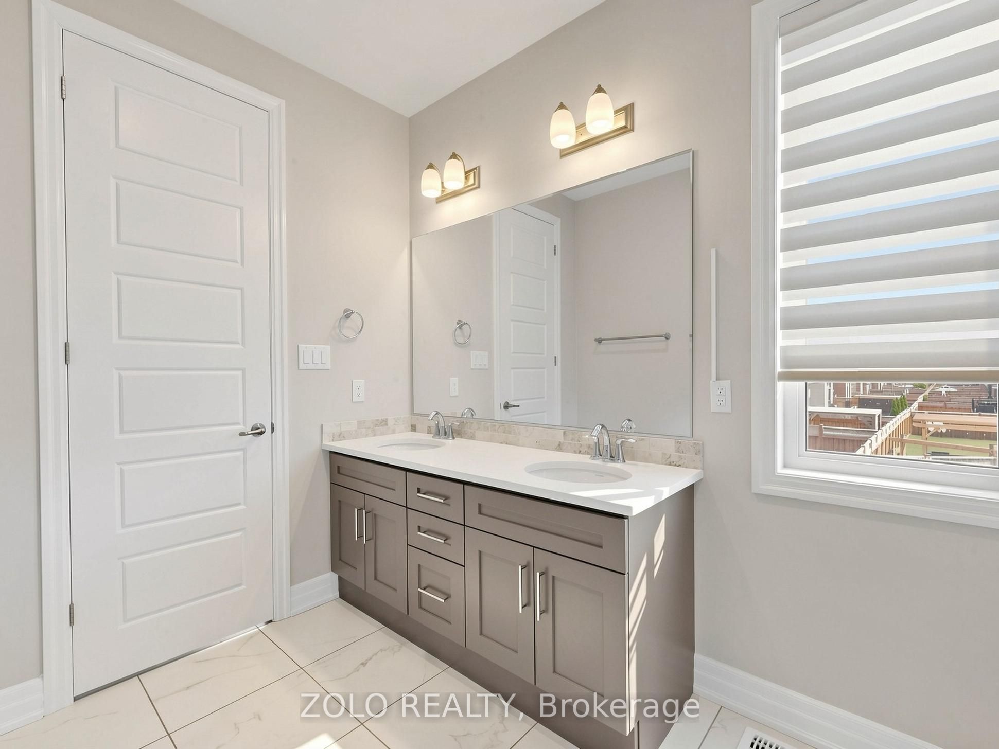 3061 William Cutmore Boulevard Property Photo 33